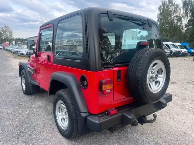 Jeep Wrangler view 6