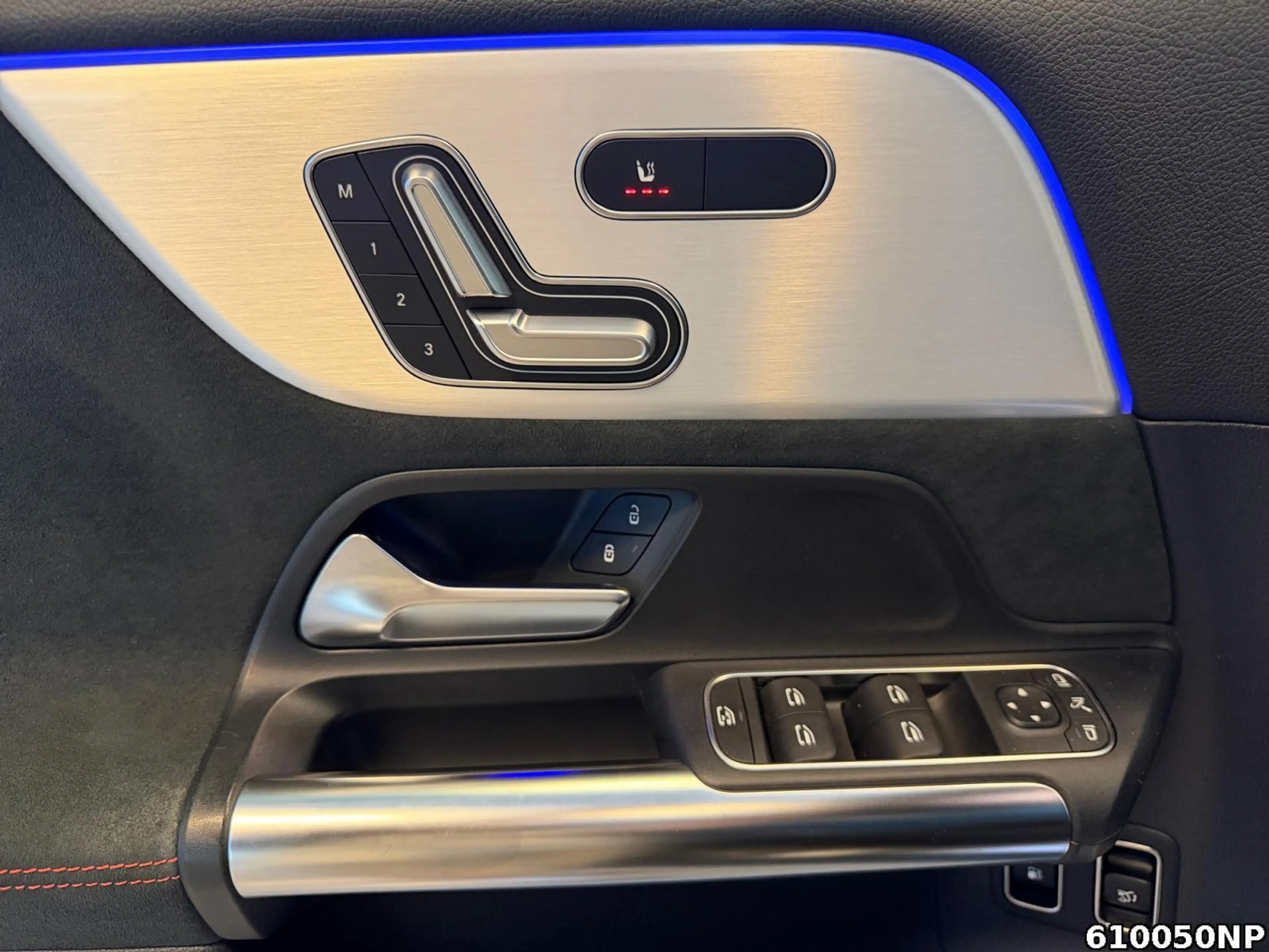 Mercedes-Benz GLA 250 e AMG Line Night Distronic 360° Memory — photo 14