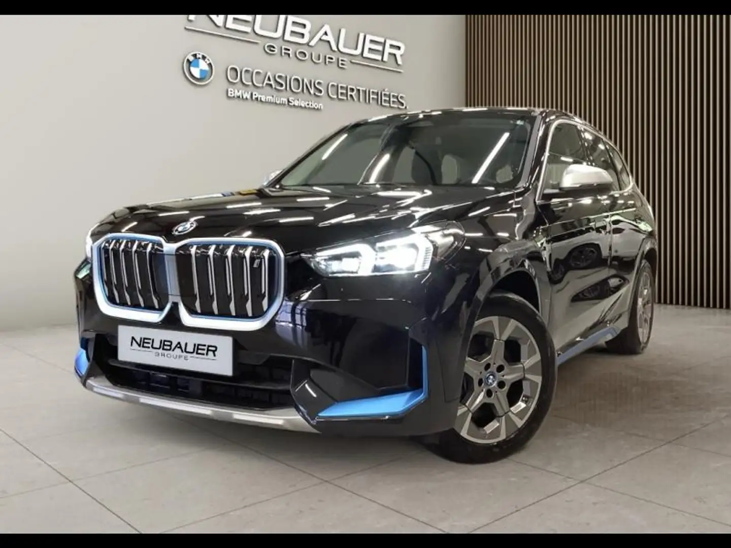 BMW X1 ixDrive30 313ch xLine Noir - 1
