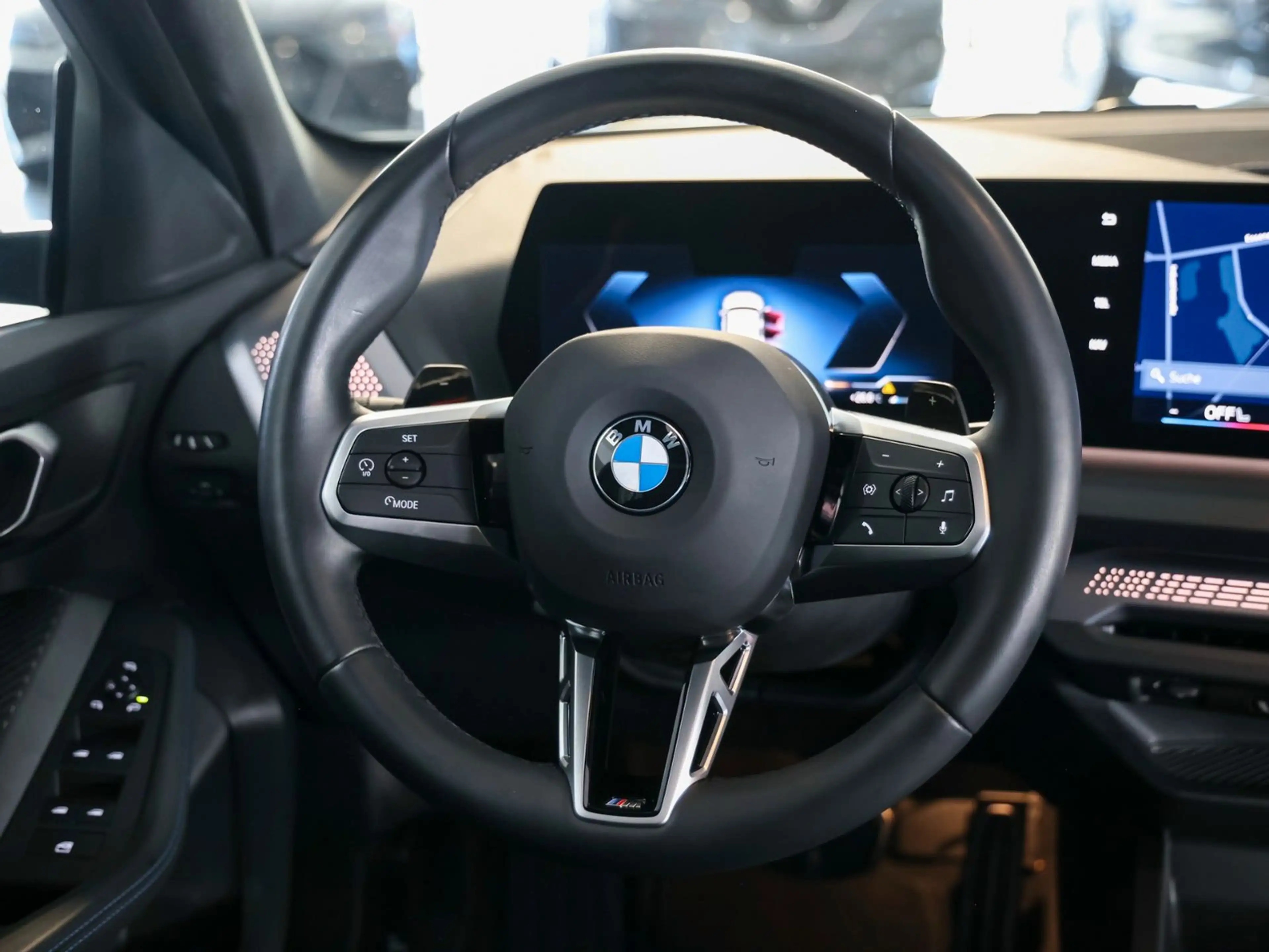 BMW 118 d M SPORT *LED-PANO-ACC-ADAPTIVESYSTEME* — photo 12