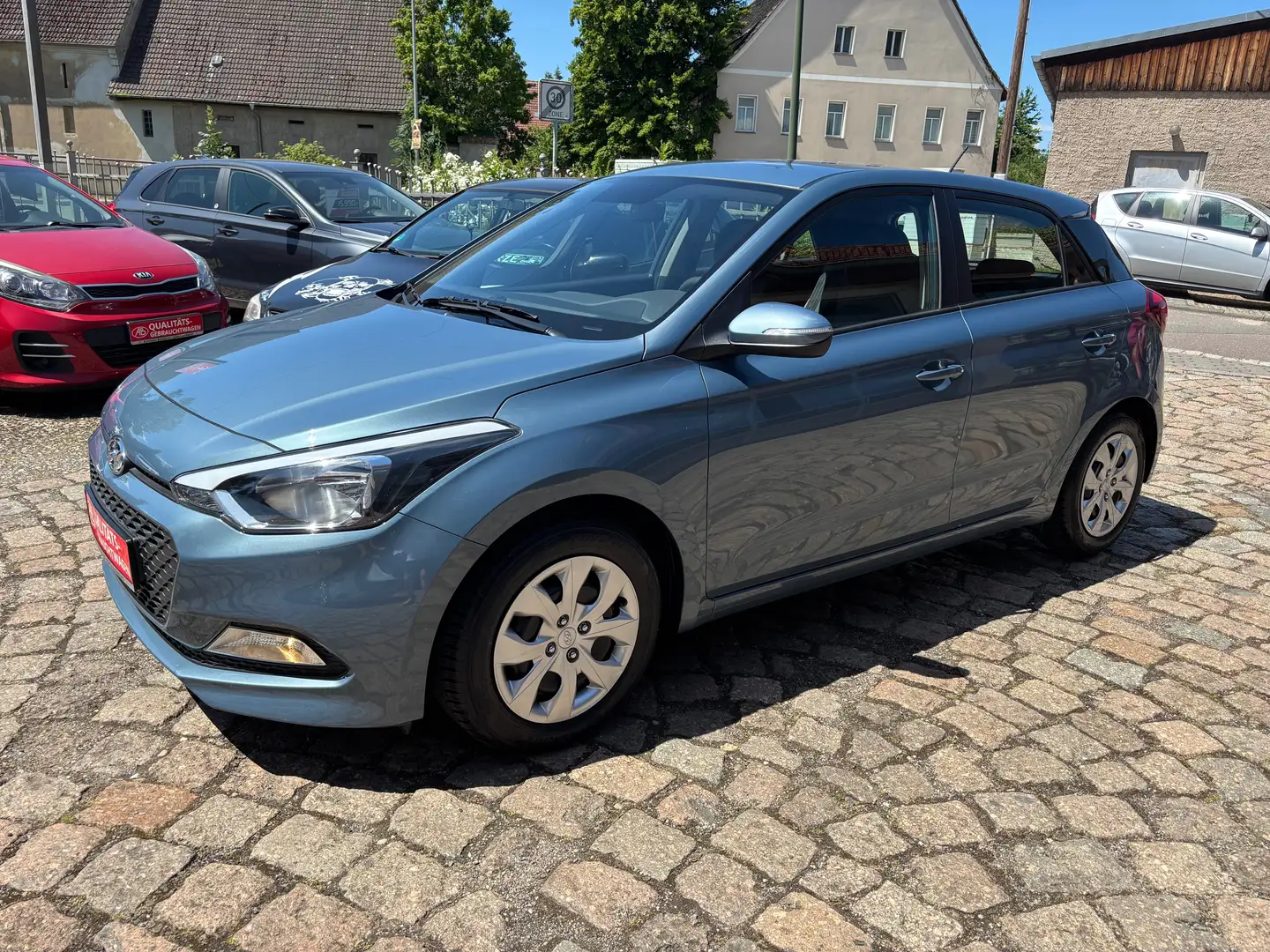 Hyundai i20 Classic Blau - 2