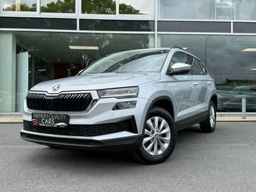 AUTOMAAT / CARPLAY / AIRCO / CAMERA / CRUISECONTROL / KEYLESS /