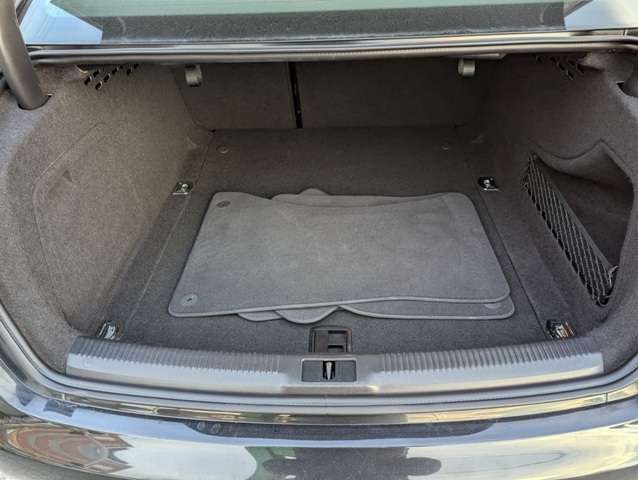2011 Audi A4 4dr Sdn Auto quattro 2.0T Premium thumb 19