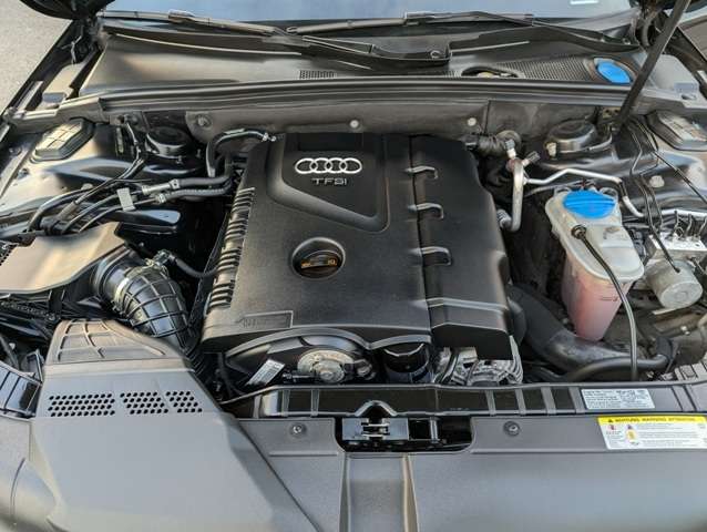 2011 Audi A4 4dr Sdn Auto quattro 2.0T Premium thumb 21
