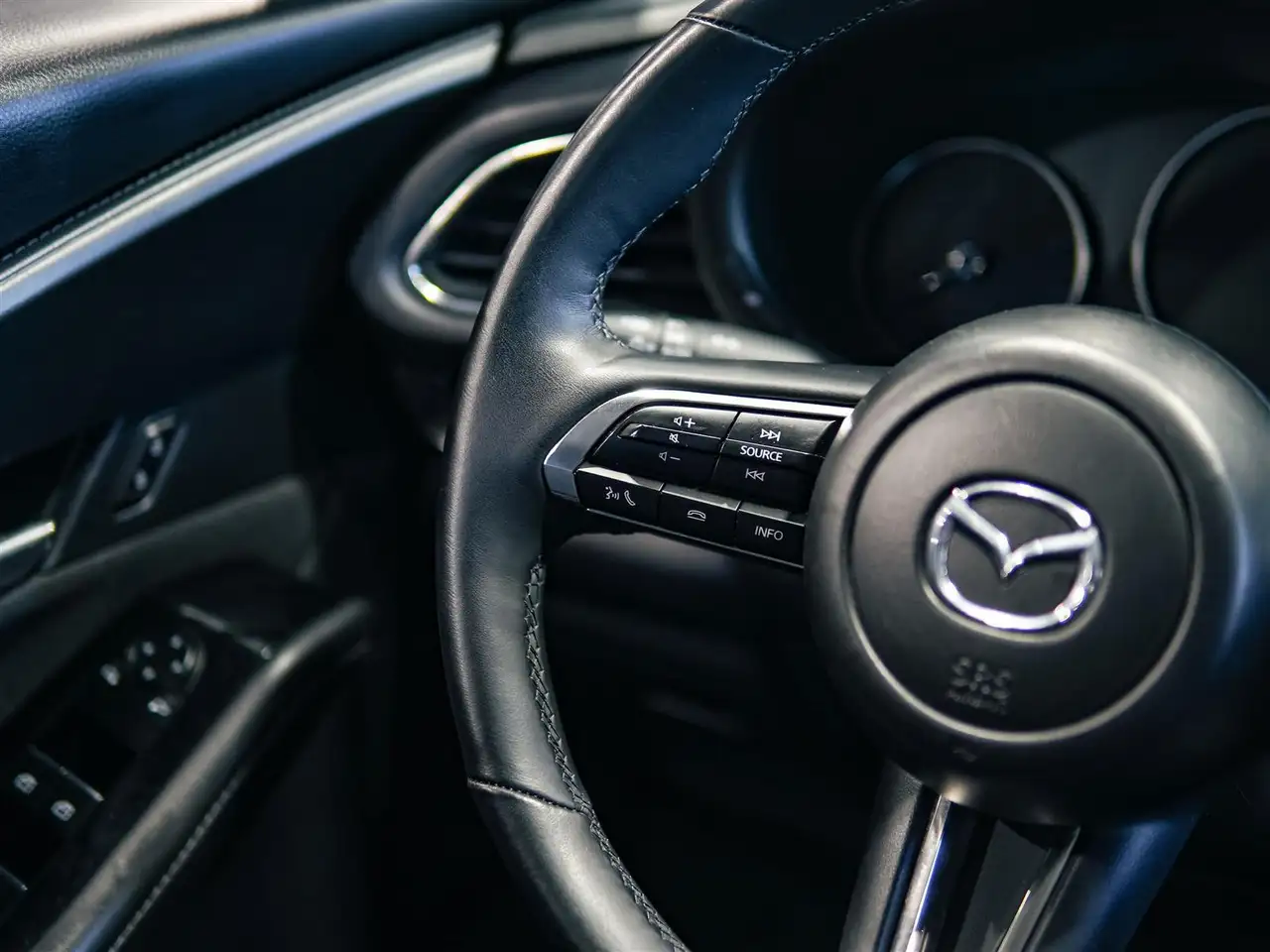 Mazda CX-30 снимка Mazda CX-30