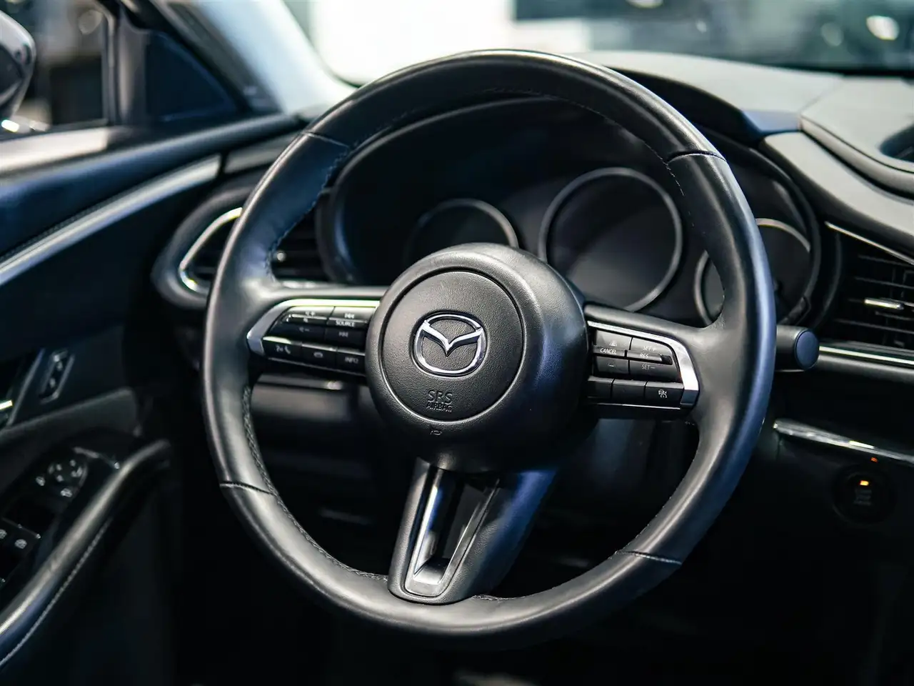 Mazda CX-30 снимка Mazda CX-30