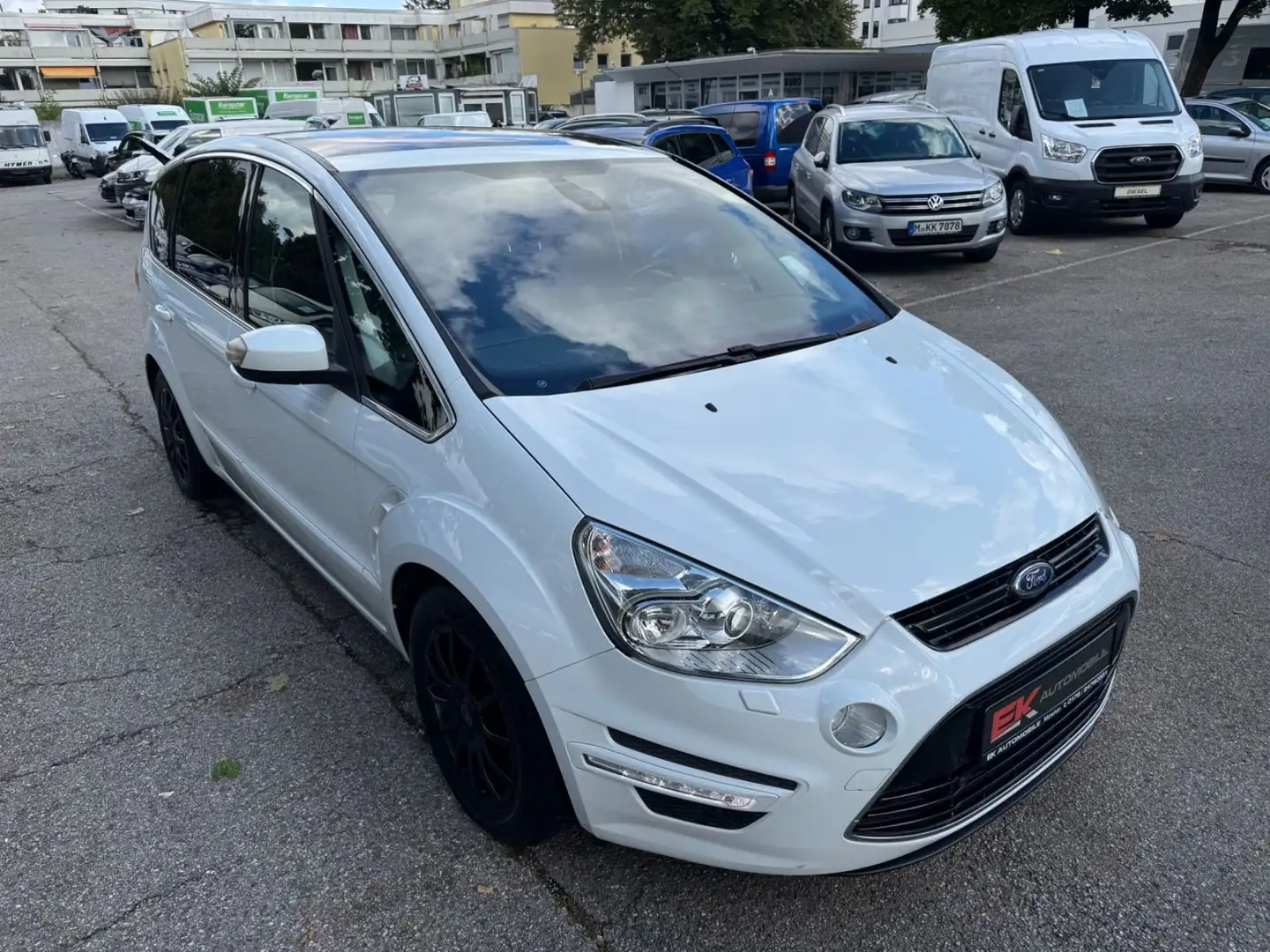 Ford S-Max S-MAX Trend 7 Sitze Panorama  AHK PDC Weiß - 1