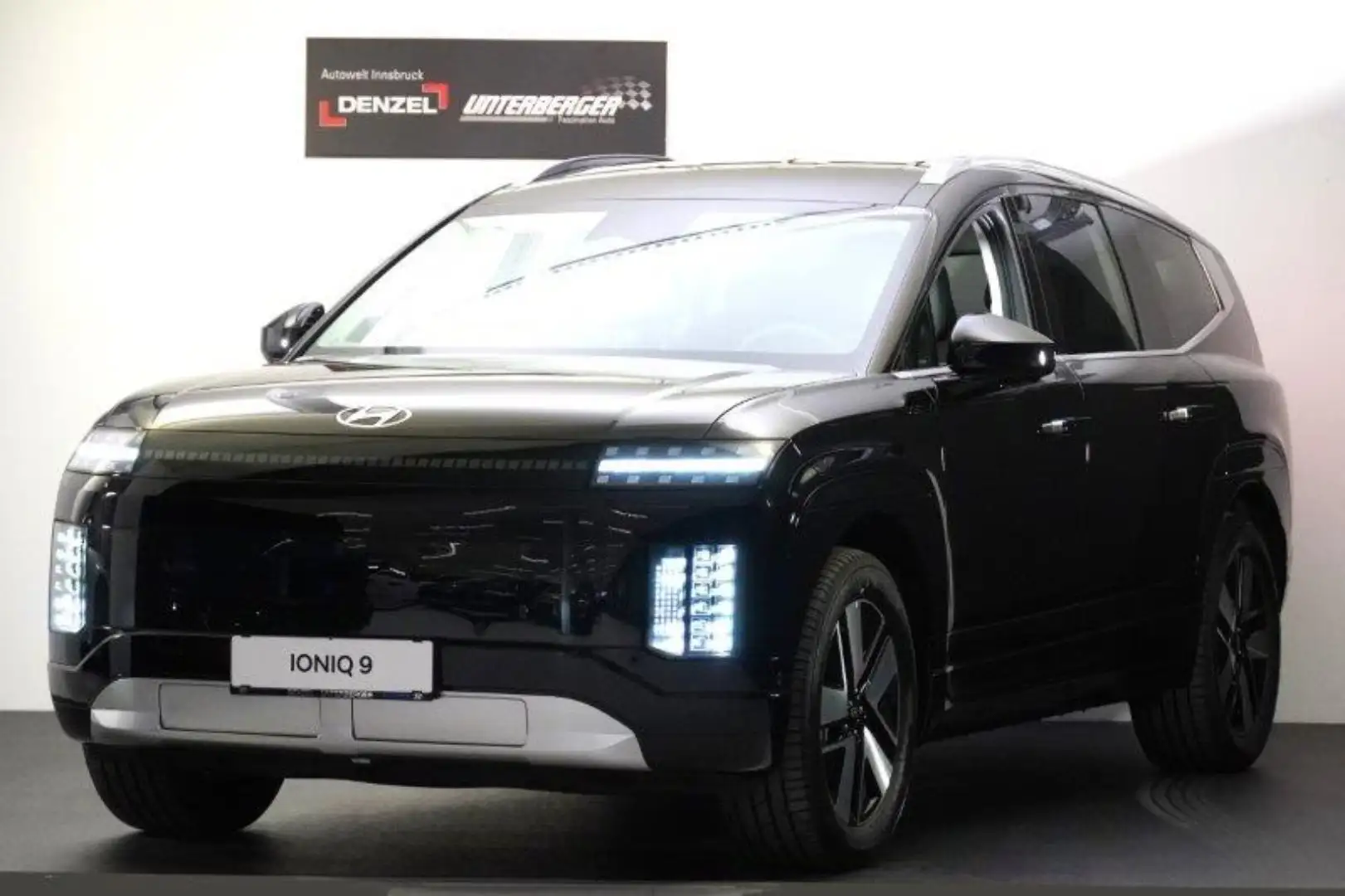 Hyundai IONIQ 9 Prestige Line 110 kWh 4WD Schwarz - 1