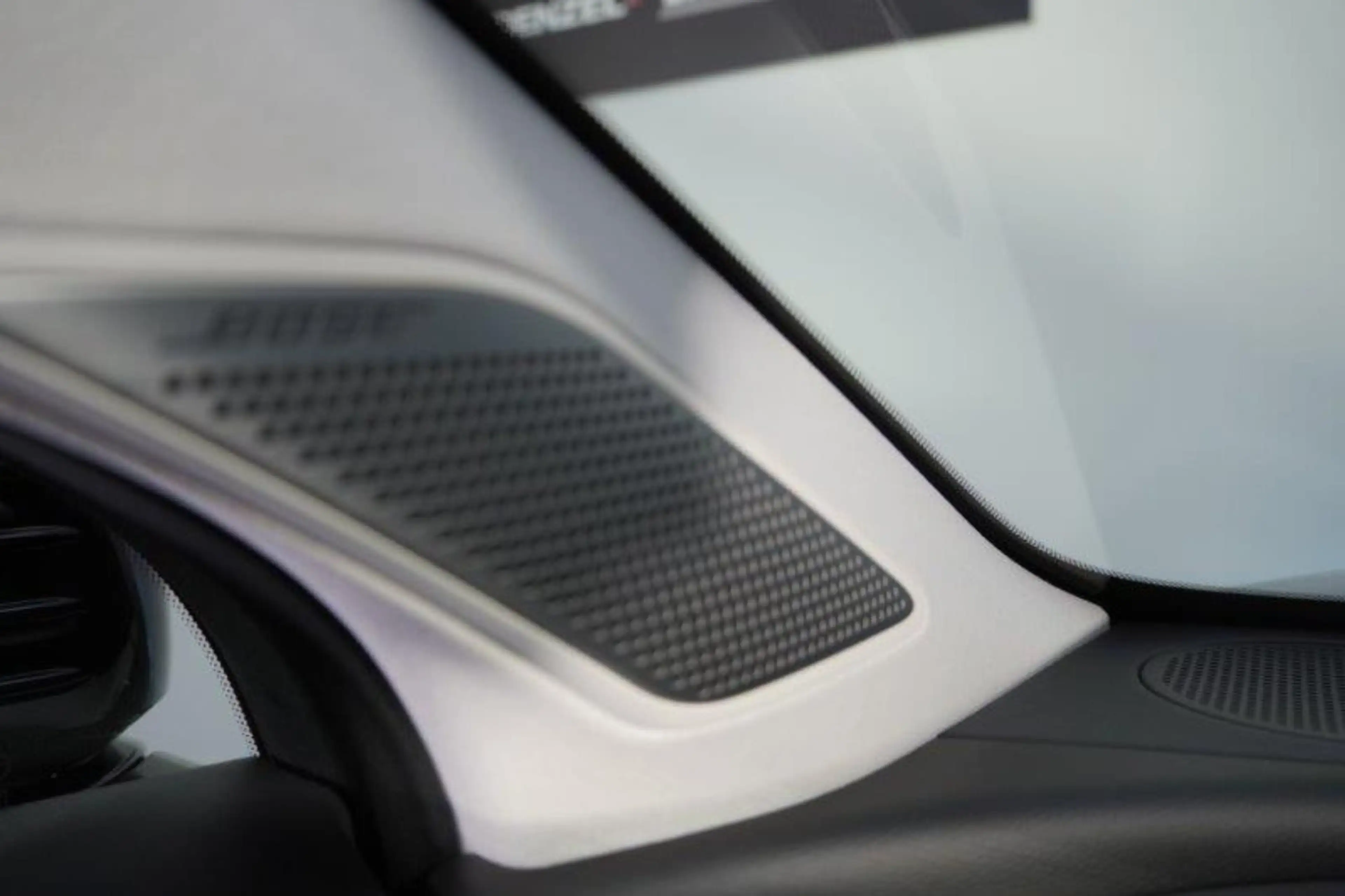 Hyundai IONIQ 9 Prestige Line 110 kWh 4WD — photo 9