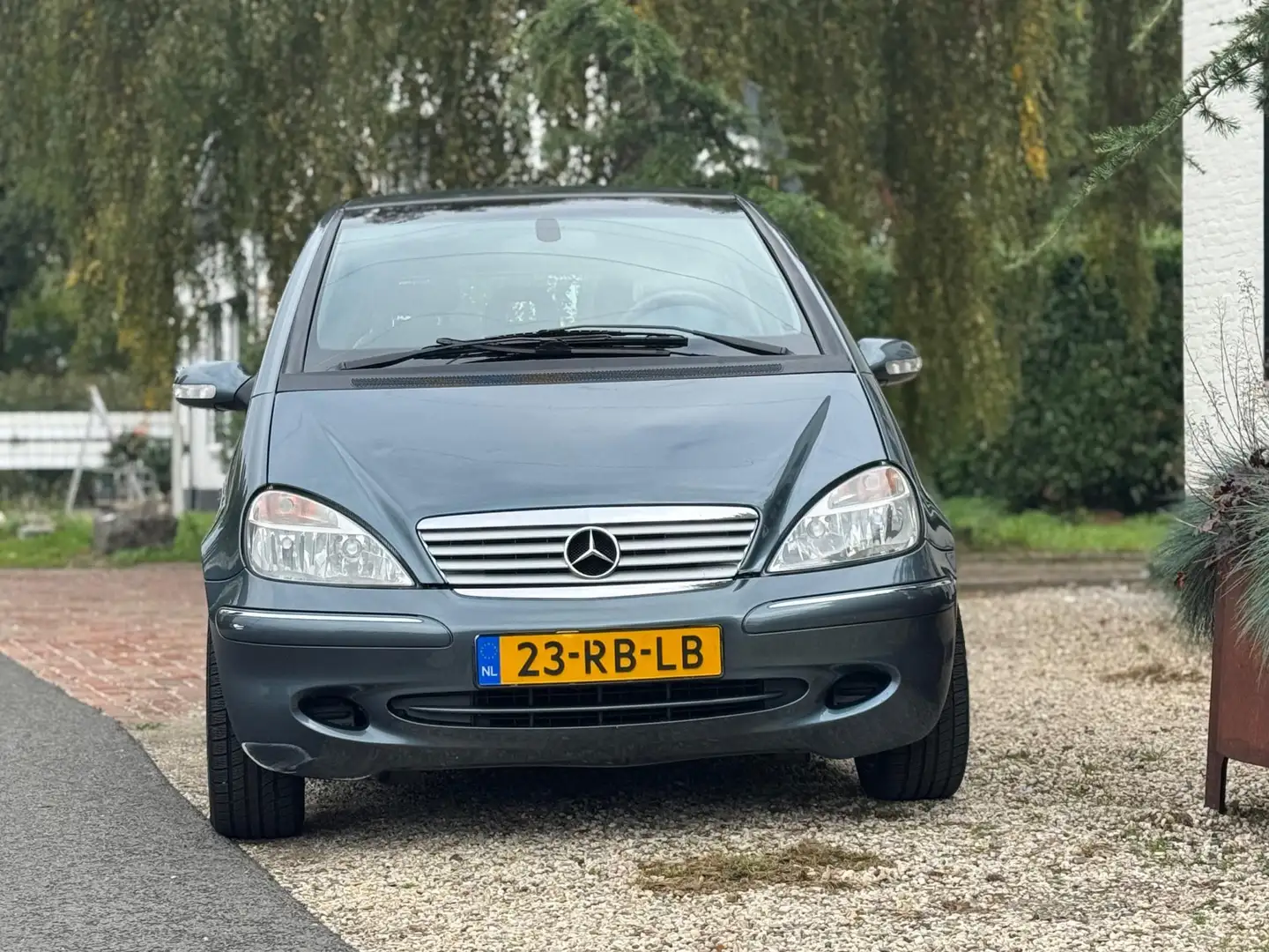 Mercedes-Benz A 140 Avantgarde Lang|Stoelverwarming|Airco|LMV| Blauw - 2