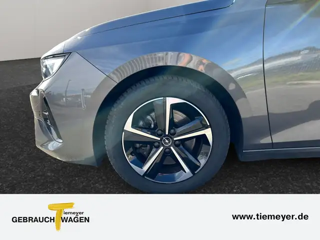 Opel Astra view 9