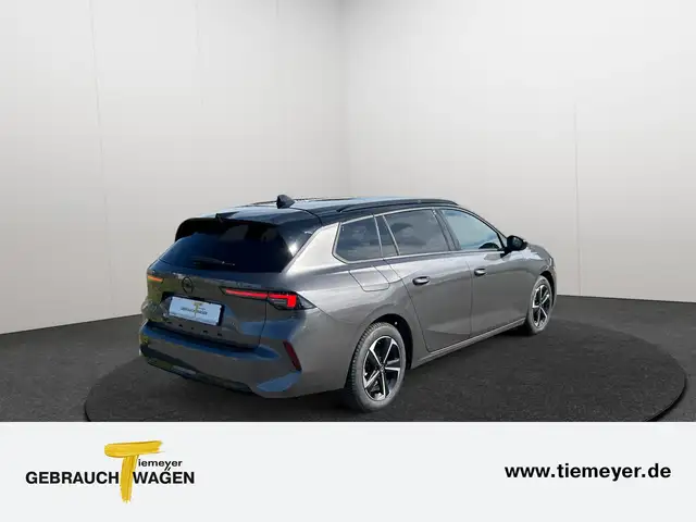 Opel Astra view 5