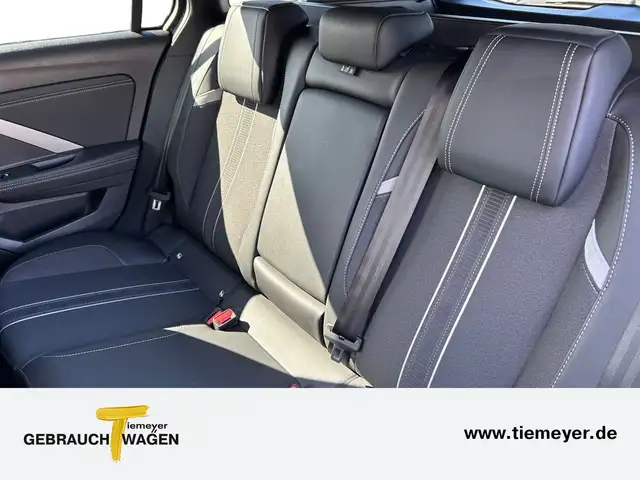 Opel Astra view 11