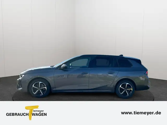 Opel Astra view 8