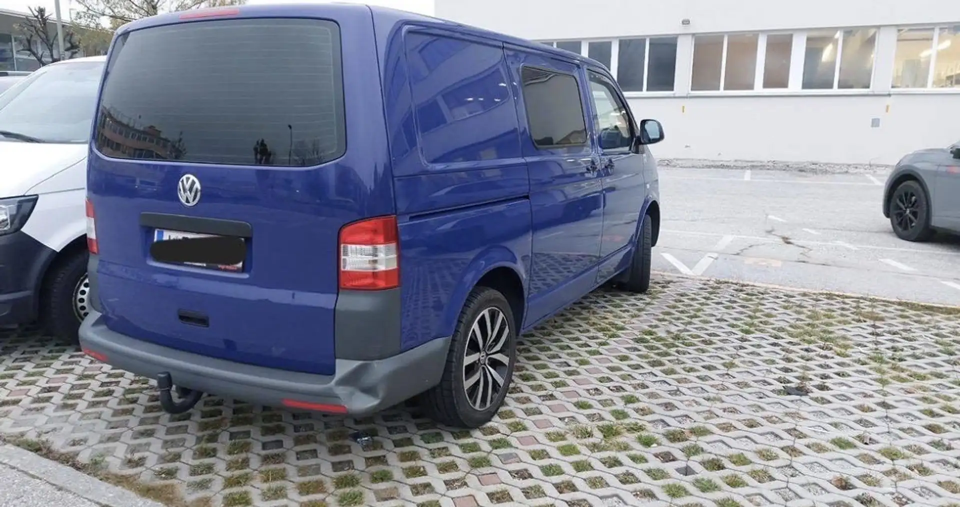 Volkswagen T5 - 2