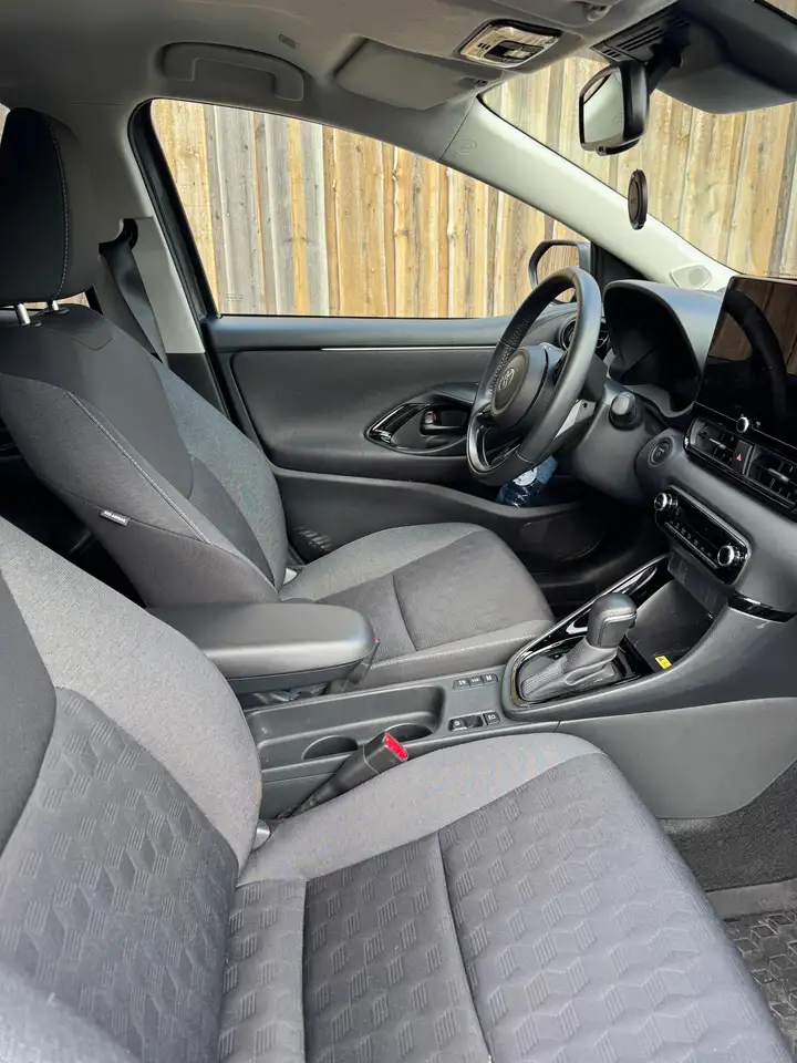 Toyota Yaris Yaris — photo 7
