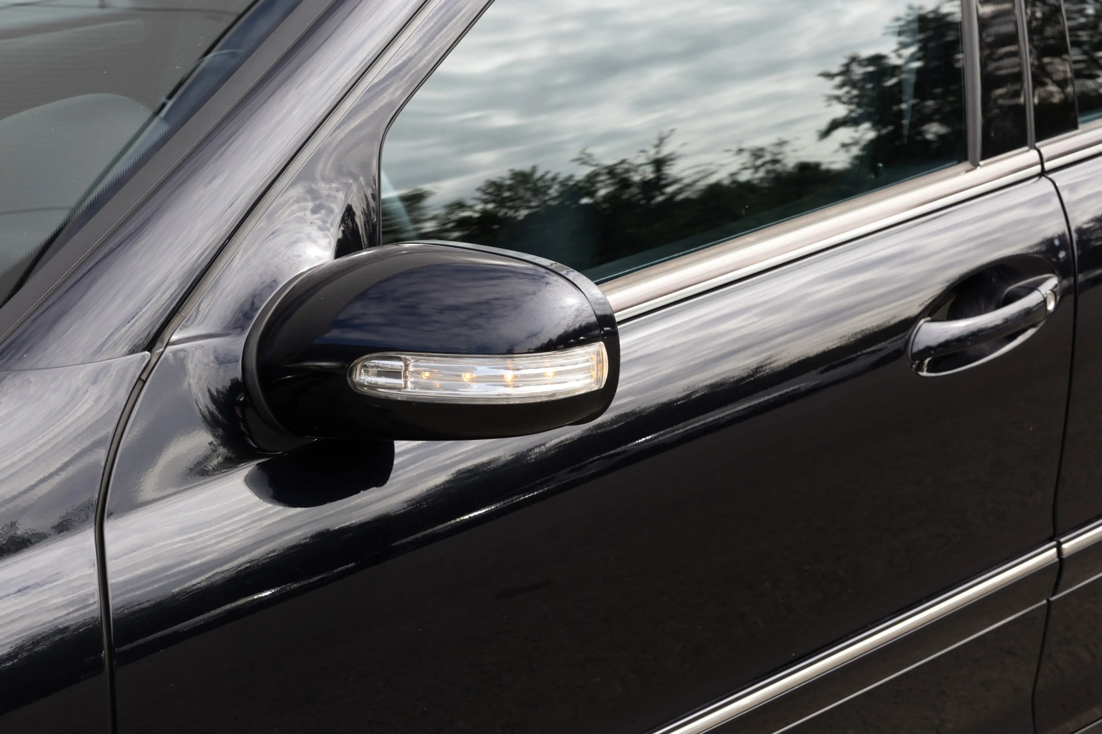Mercedes-Benz C 350 Combi | V6 | 4-Matic | LEDER | H&K SOUND — photo 6
