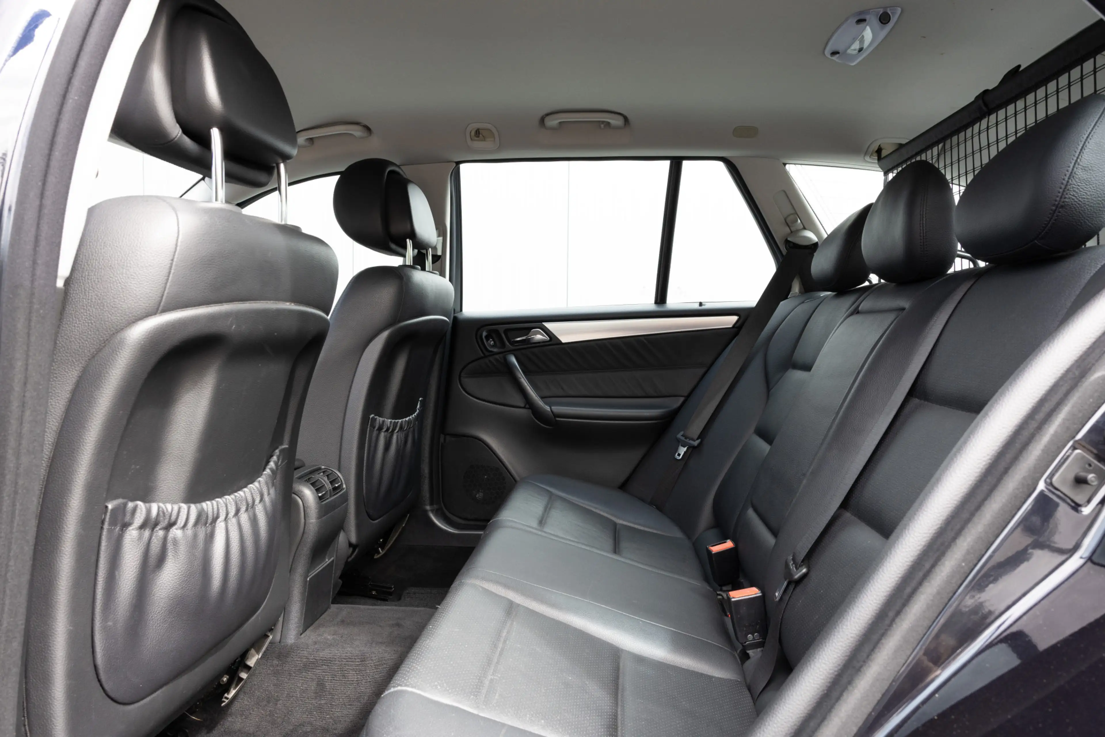 Mercedes-Benz C 350 Combi | V6 | 4-Matic | LEDER | H&K SOUND — photo 8