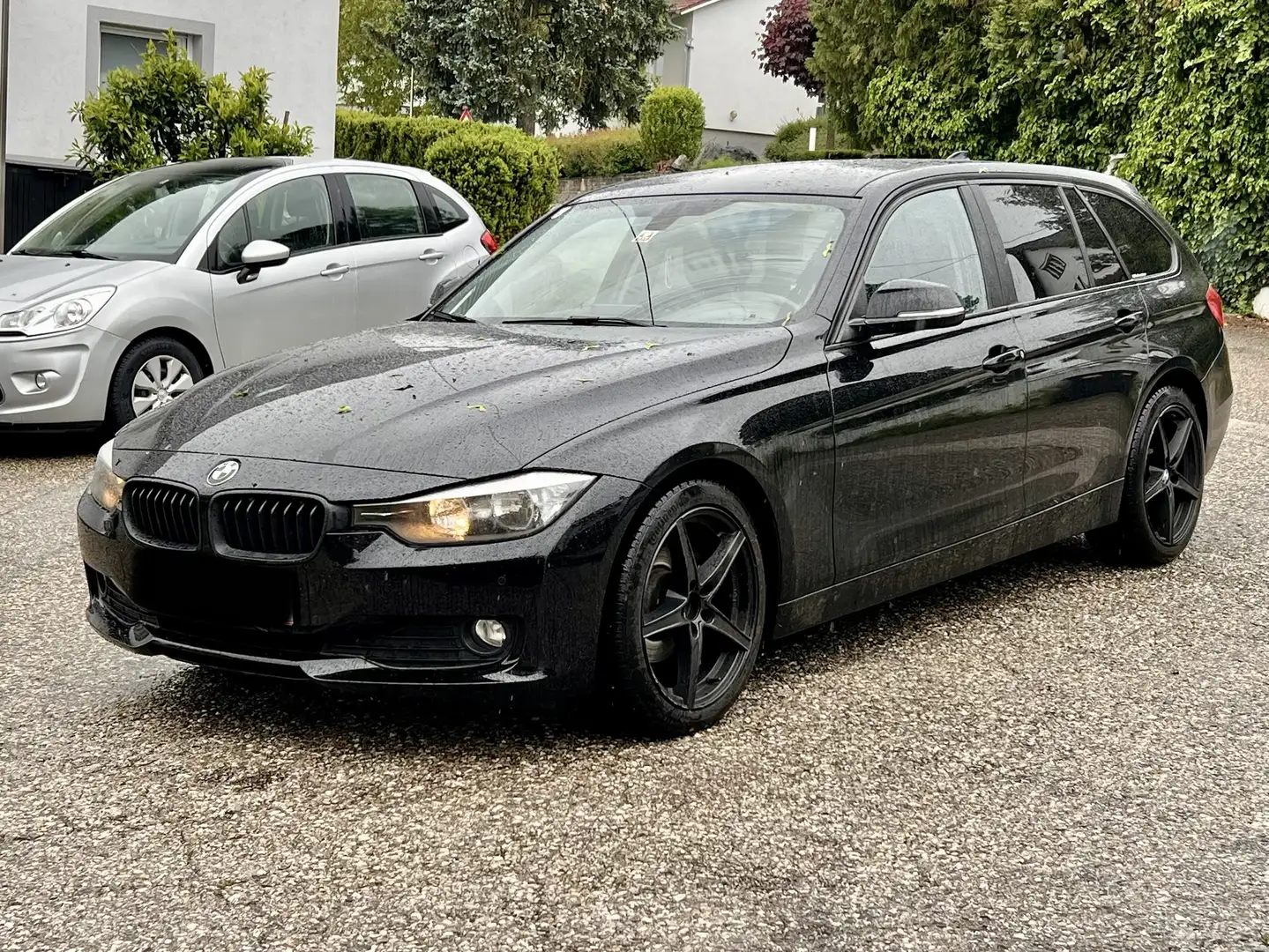 BMW 318 318d Touring Aut. Luxury Line - 1