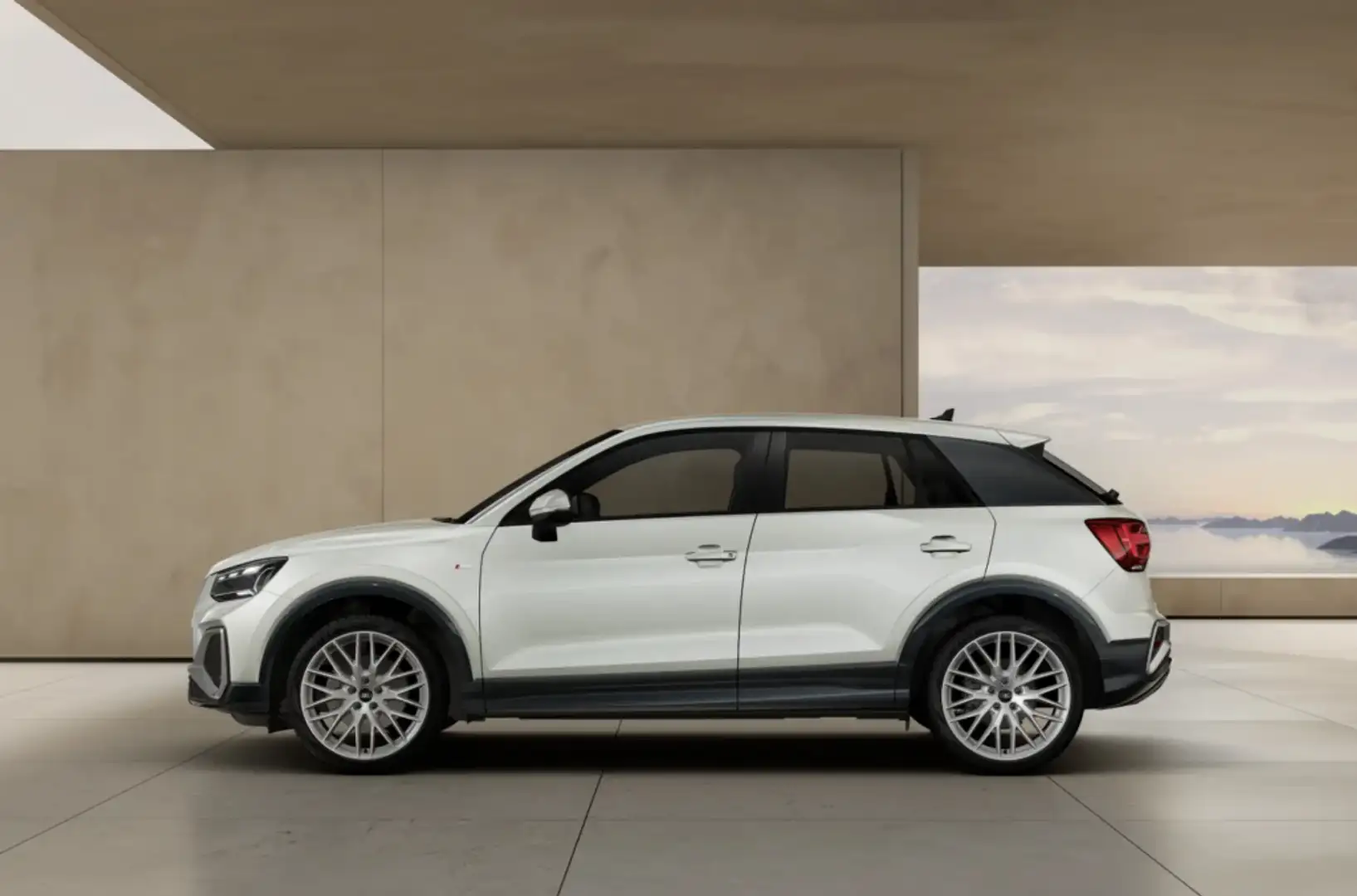 Audi Q2 35 TDI Adrenalin S tronic 110kW Plateado - 2