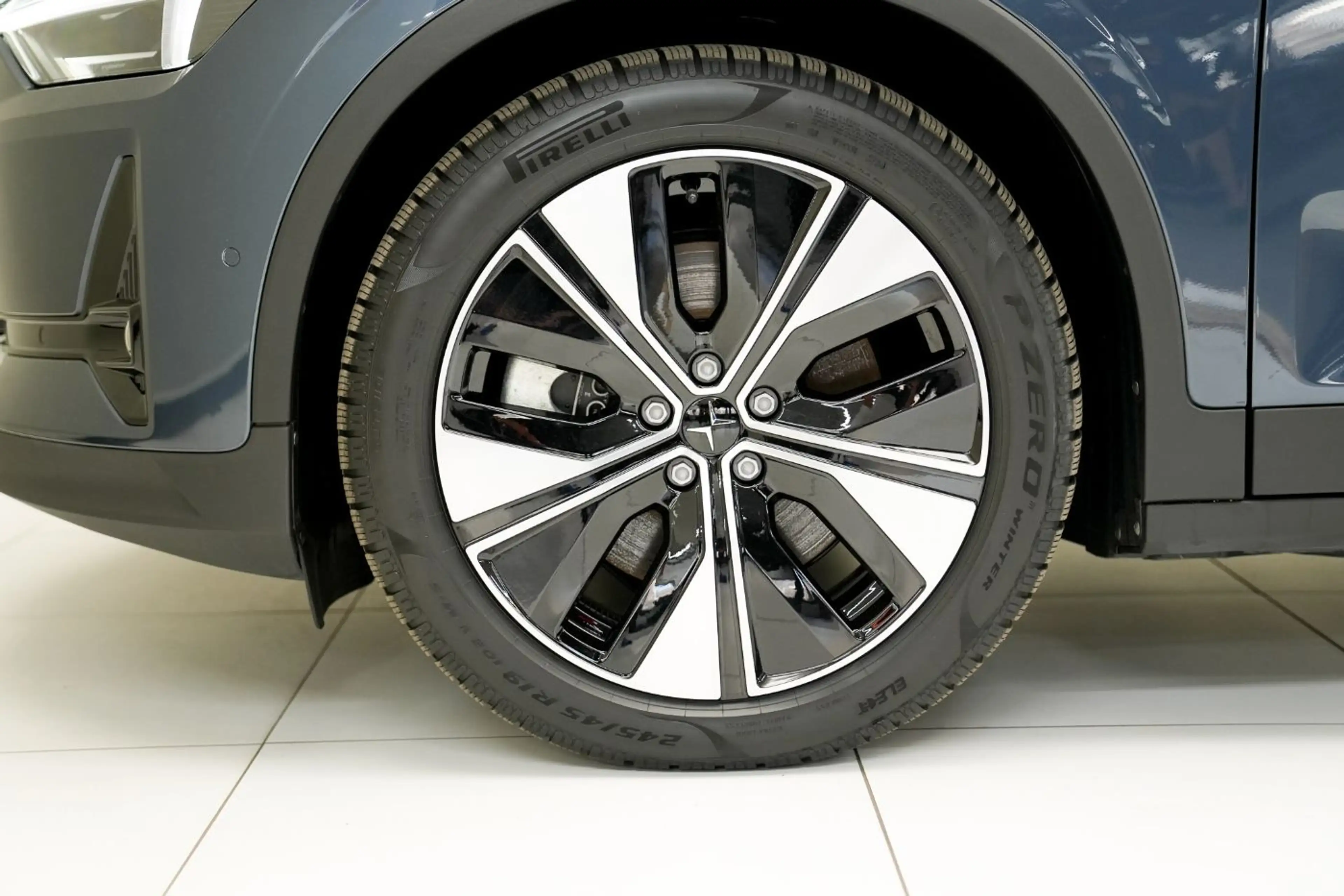 Polestar 2 Long range Dual motor - Prime SpurW — photo 4