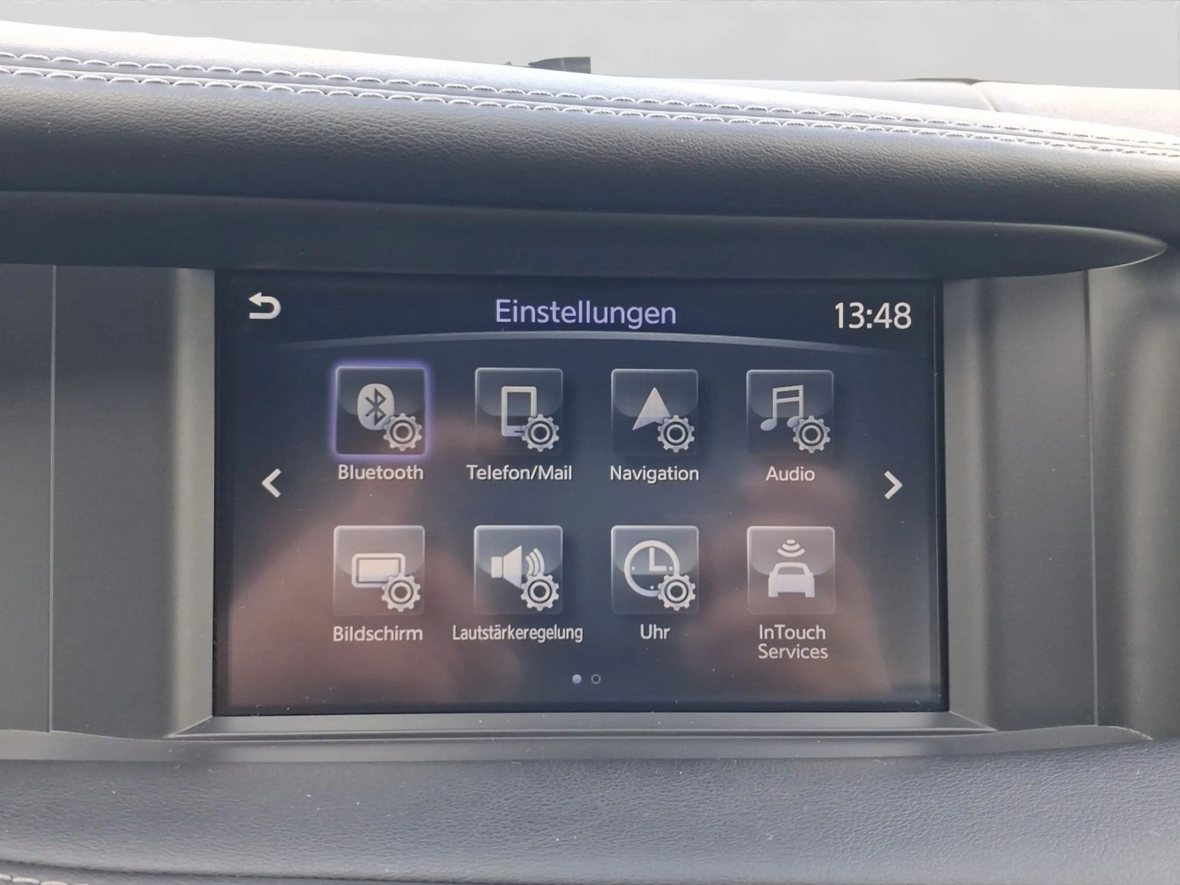Infiniti QX30 2.0t AWD LUXE TECH LEDER LM18 KAMERA — photo 14