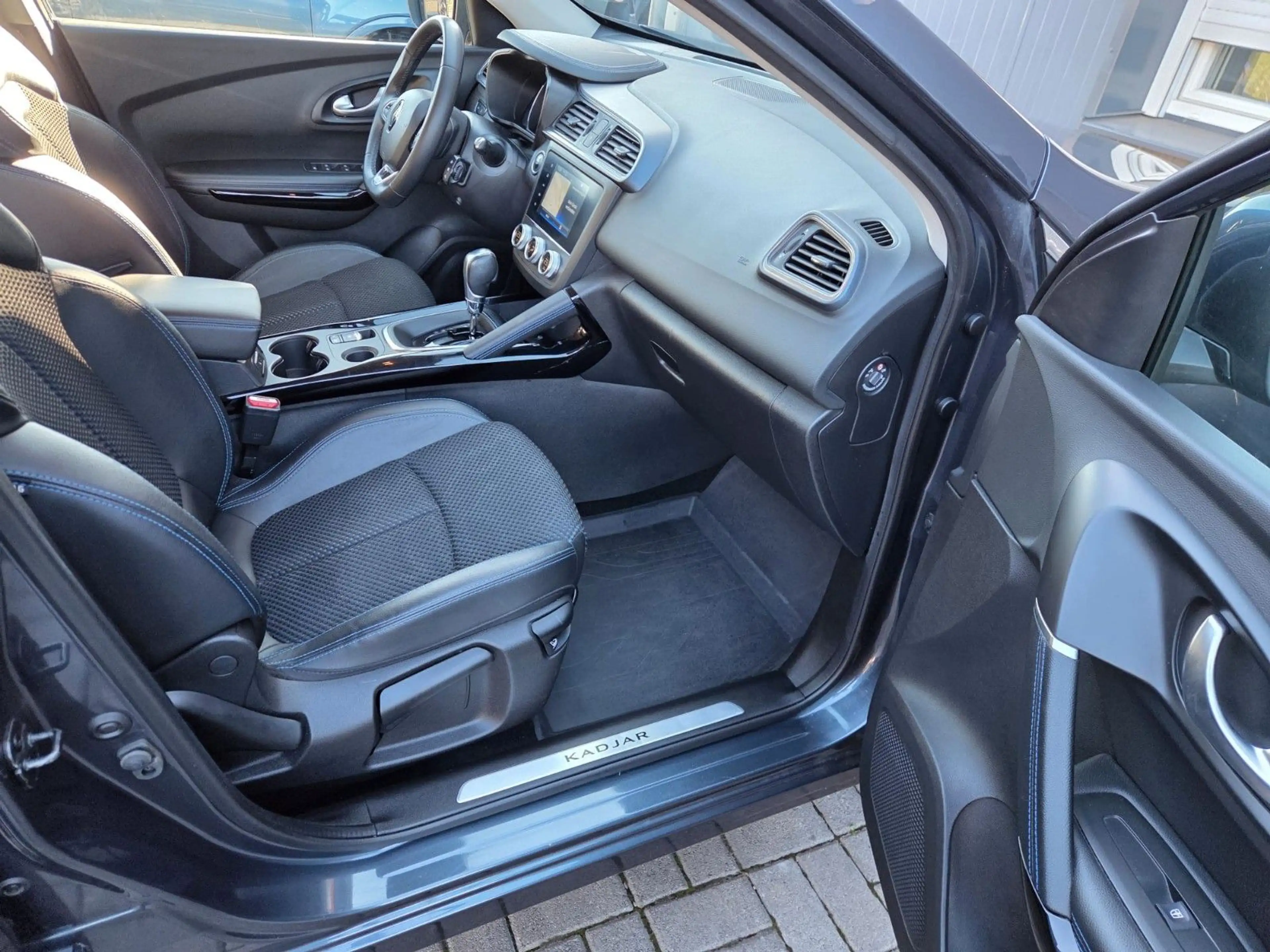 Renault Kadjar Limited 1.4/NAVI/KLIMAATM/TEMPOMAT — photo 13