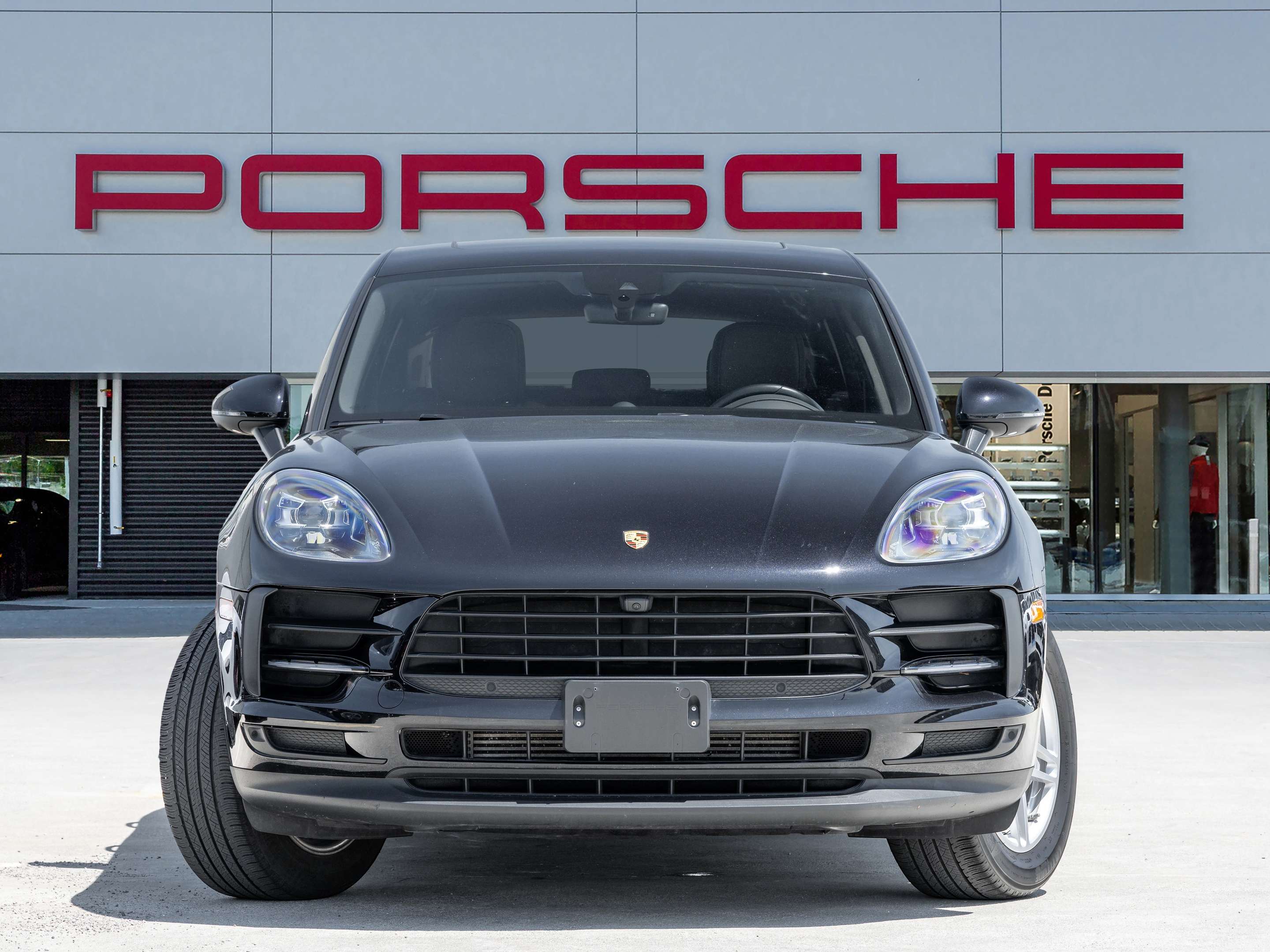 2021 Porsche Macan | Warranty Until May 2027 thumb 6