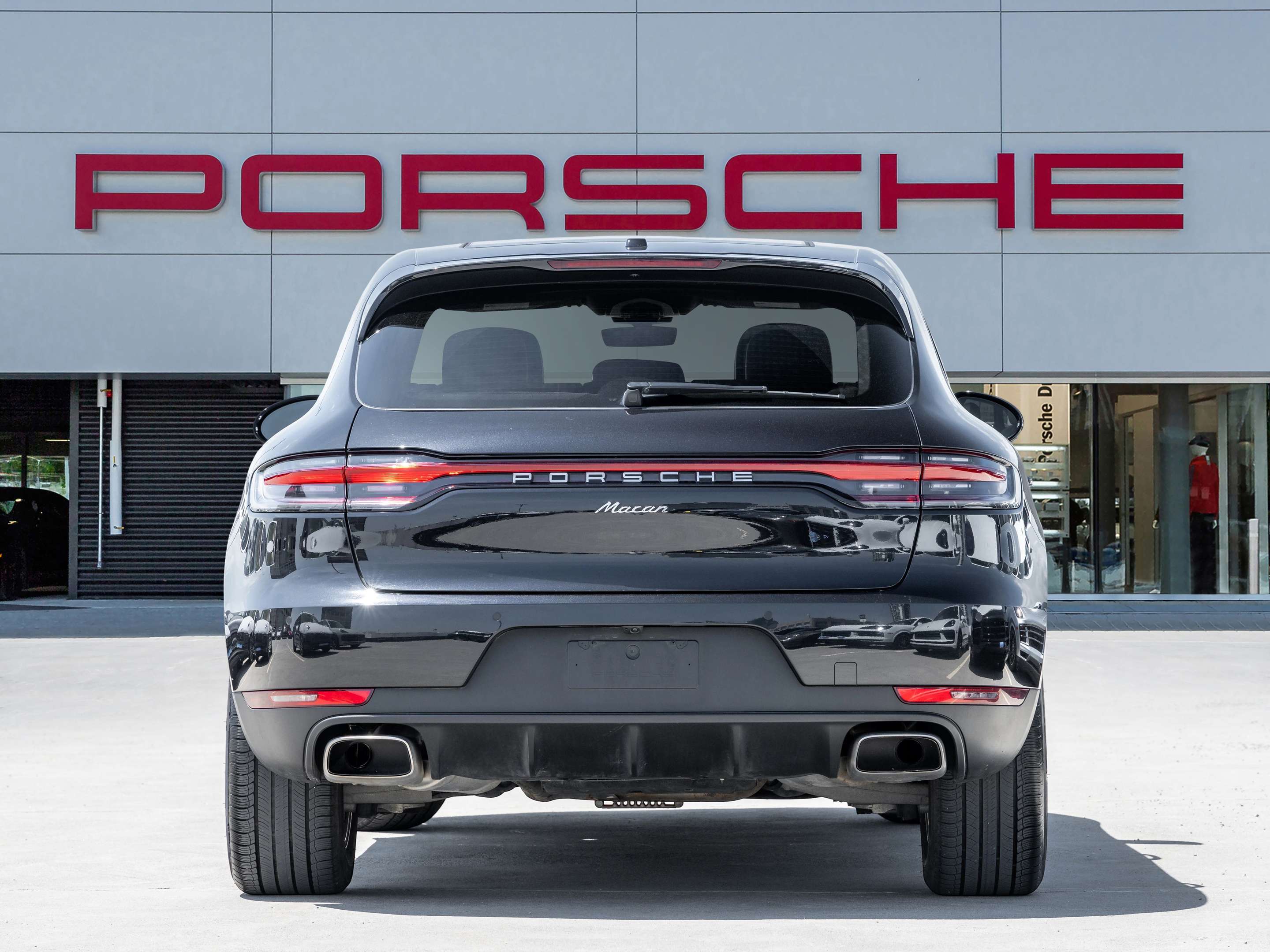 2021 Porsche Macan | Warranty Until May 2027 thumb 8