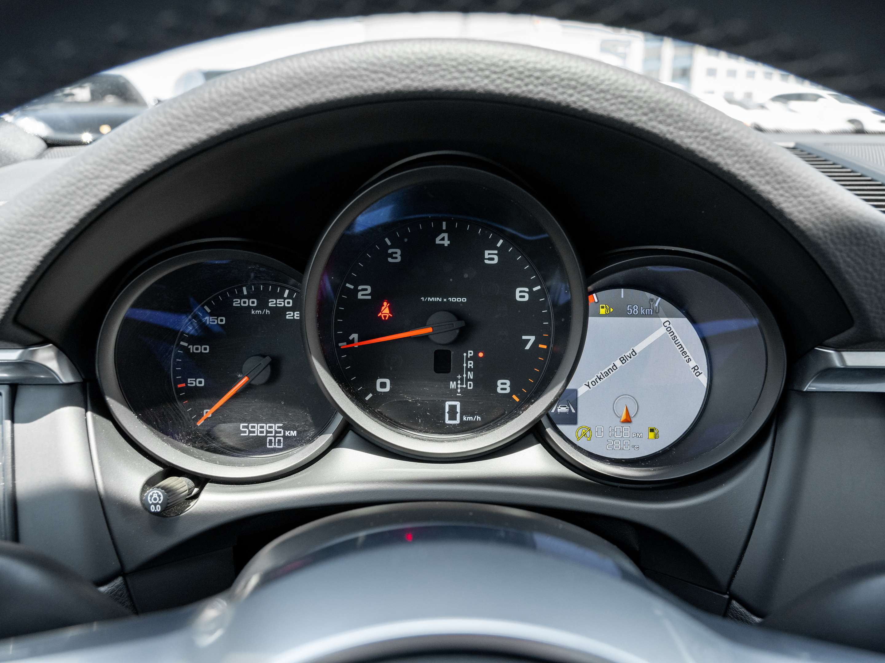2021 Porsche Macan | Warranty Until May 2027 thumb 13