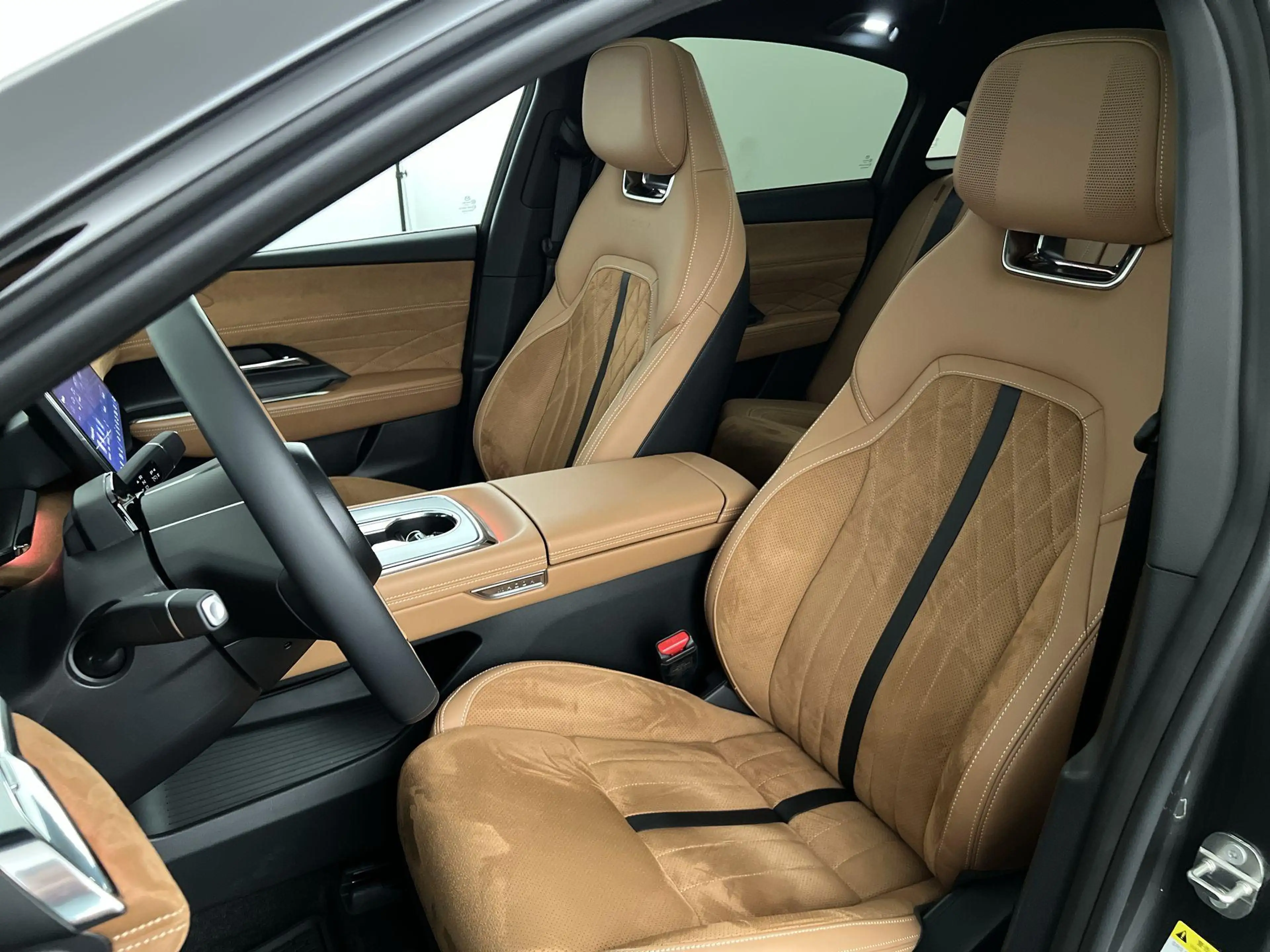 Mazda 6e Takumi Plus Business Edition Long Range 80 kWh — photo 11