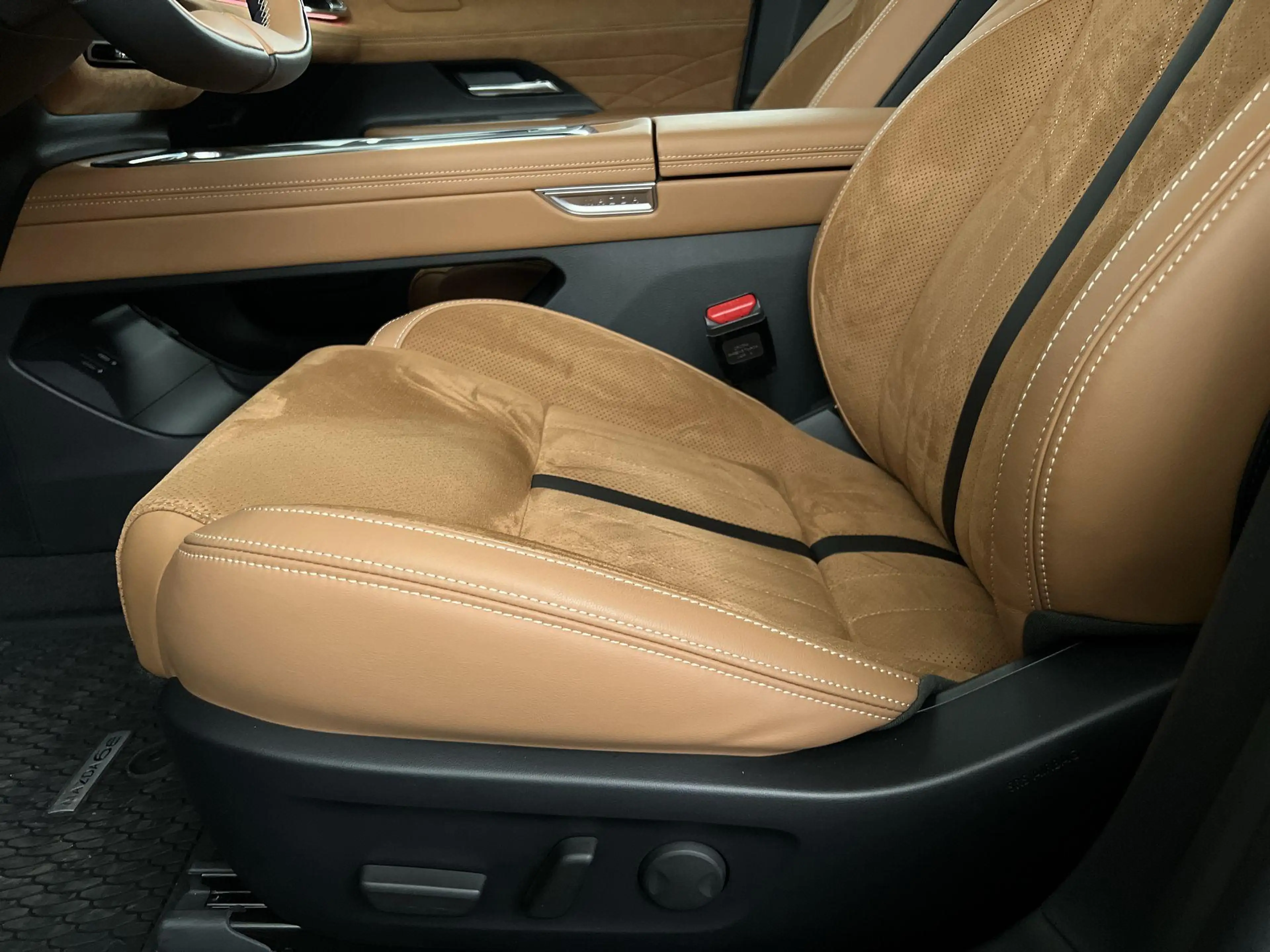 Mazda 6e Takumi Plus Business Edition Long Range 80 kWh — photo 13