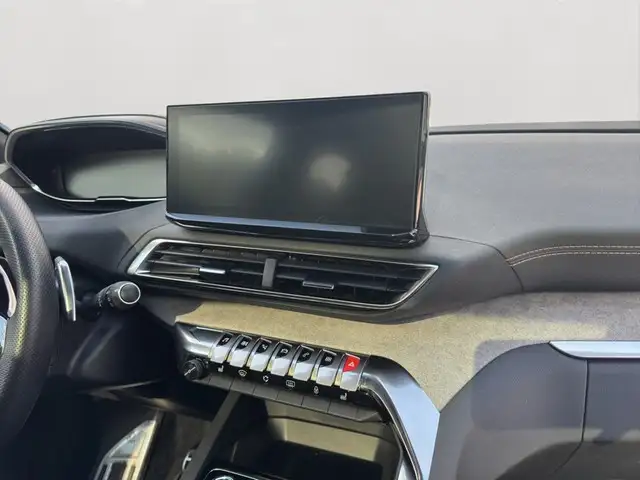 Peugeot 3008 view 13