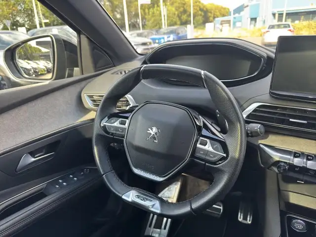 Peugeot 3008 view 12