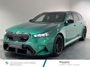 4.4 V8 PHEV 727ch (585+197)