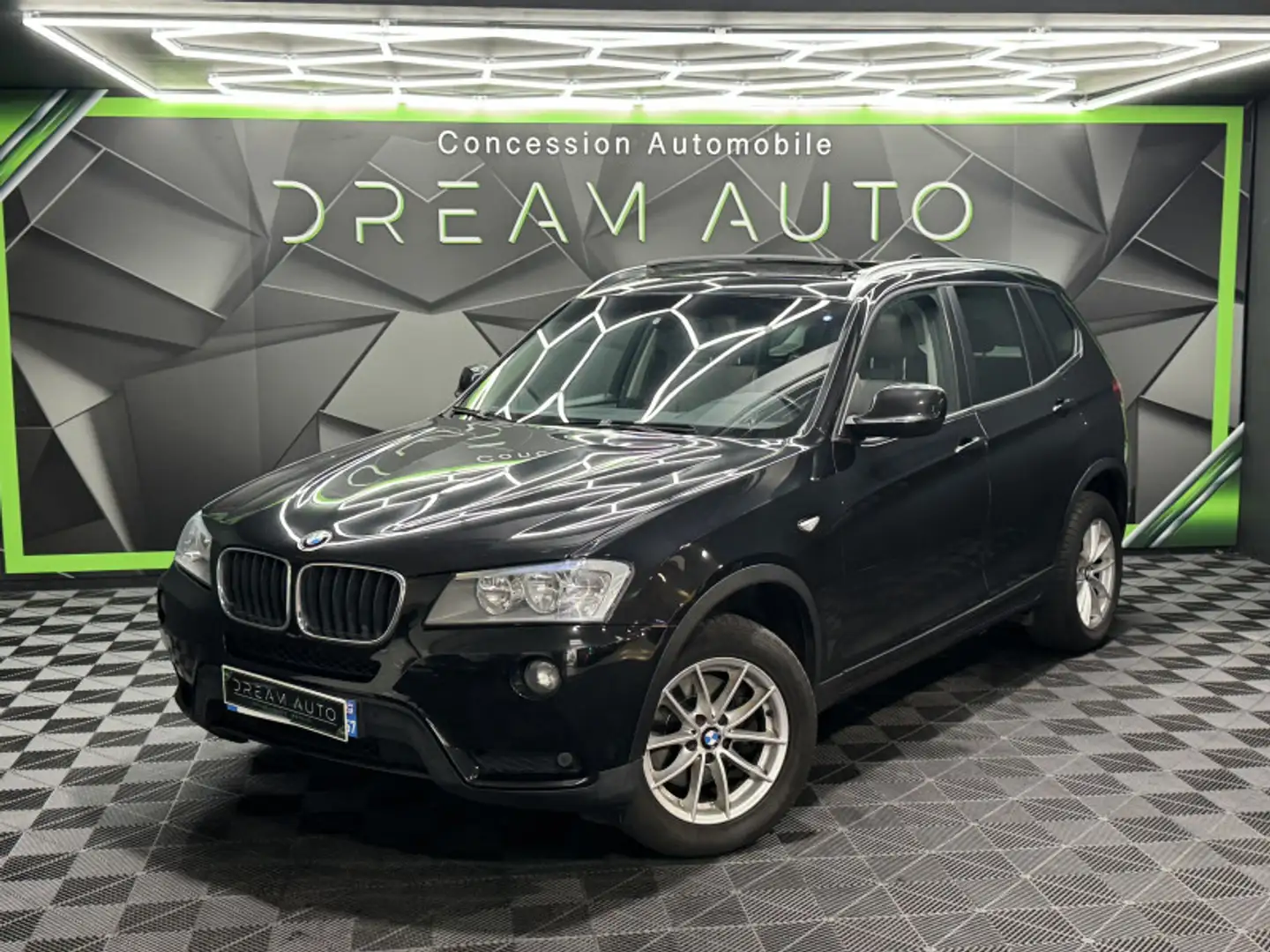BMW X3 (F25) SDRIVE18D 143CH CONFORT Noir - 1