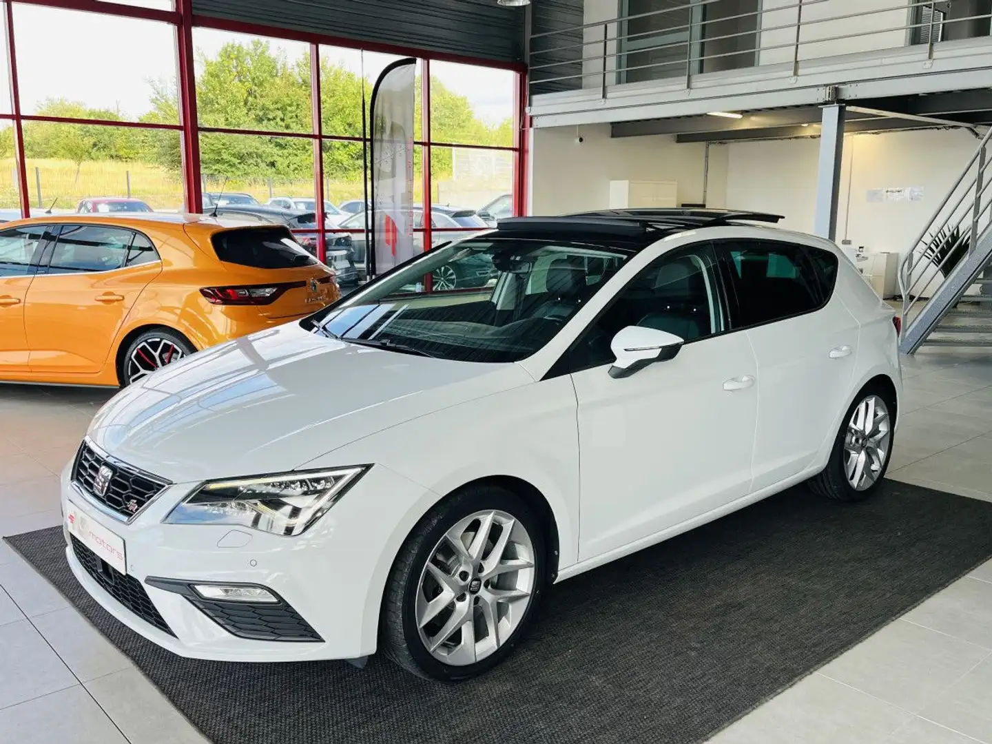 SEAT Leon FR 1,8 TSI 180 TOIT PANORAMIQUE OUVRANT GPS ACC HI Blanc - 1