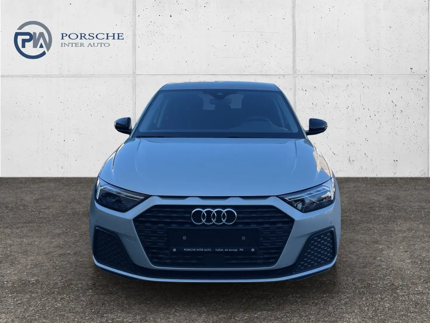 Audi A1 30 TFSI intense Silber - 2