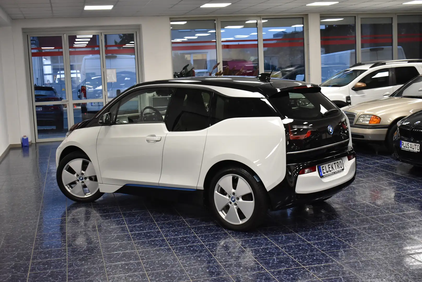 BMW i3 (120 Ah) Elektro Navi LED Kamera 1-Hand Weiß - 2