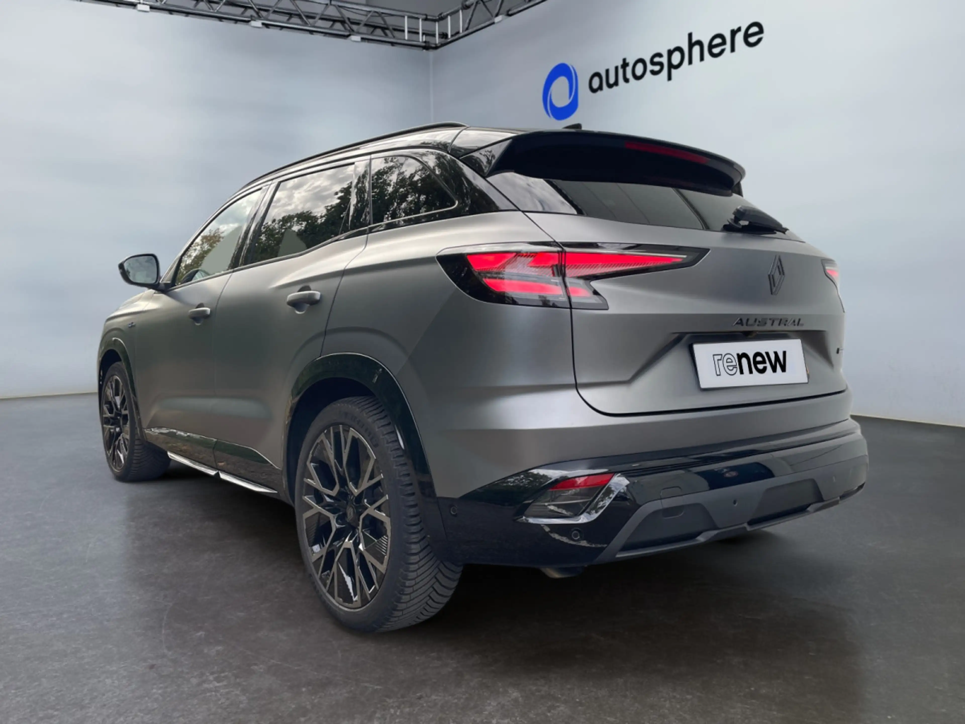 Renault Austral 1.2 E-Tech Esprit Alpine full hybrid — photo 3