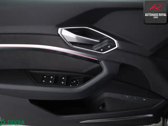 Audi E-Tron view 15