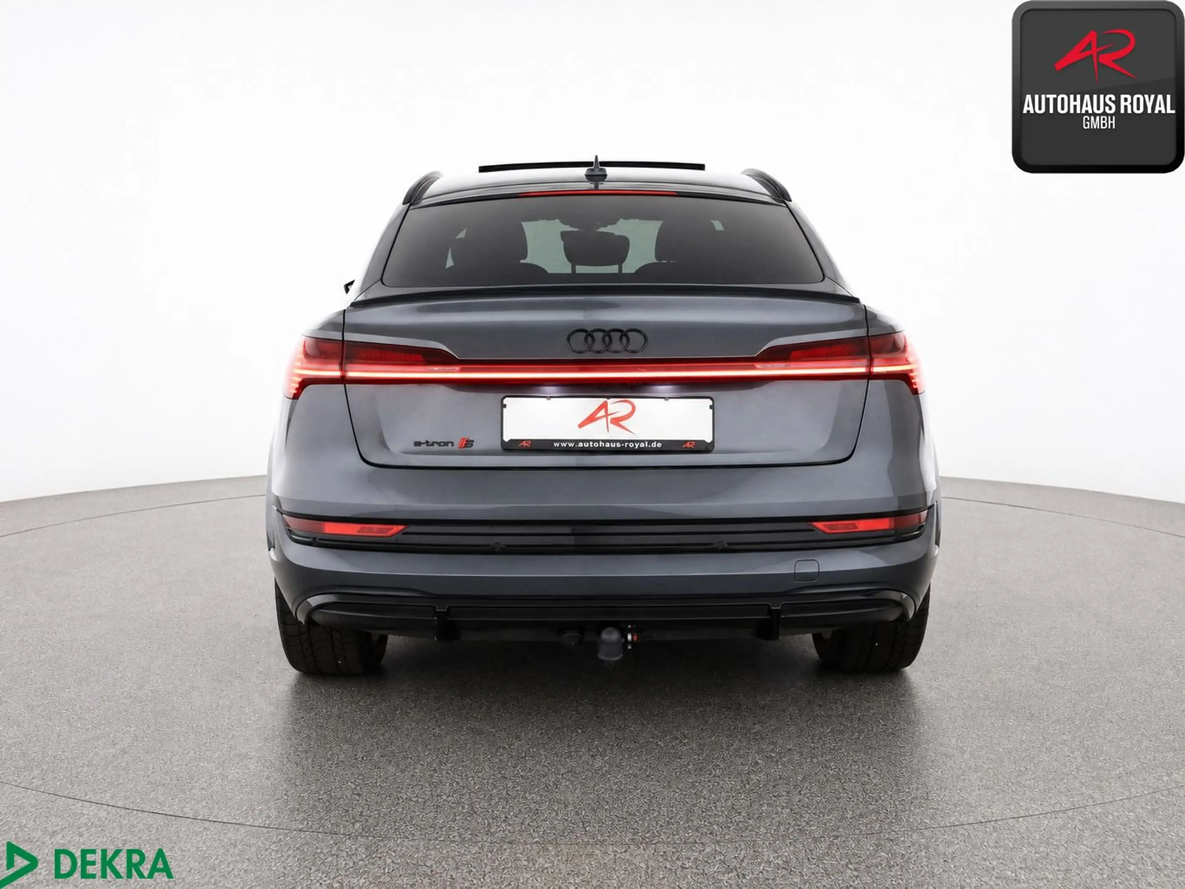 Audi e-tron S Sportback qu PANO,B+O,HUD,360°,KEYLESS — photo 4