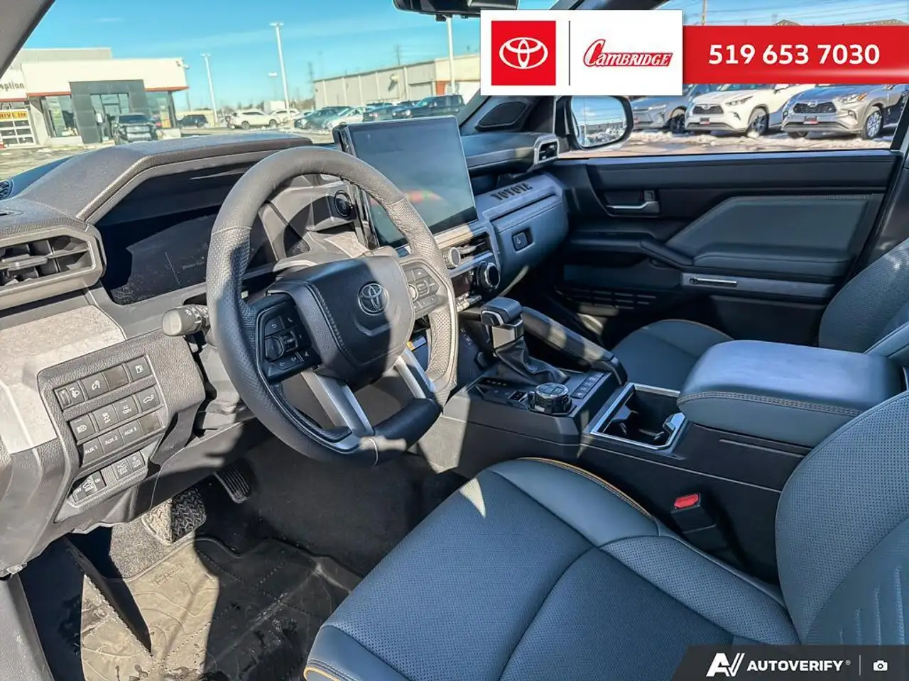 Toyota Tacoma снимка Toyota Tacoma