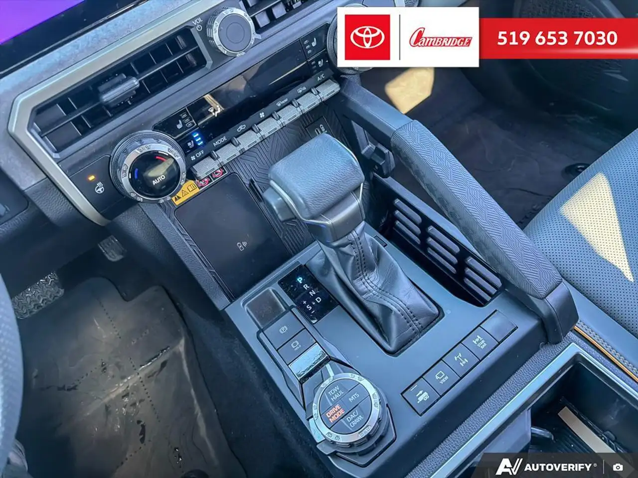 Toyota Tacoma снимка Toyota Tacoma