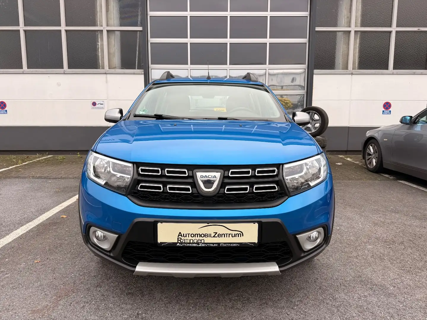 Dacia Sandero II Stepway Prestige 1.HAND*NAVI*KAM*ALU Blau - 2