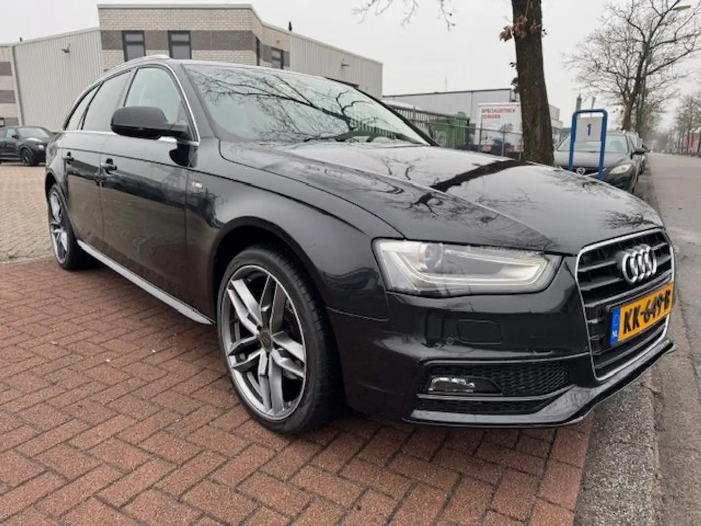 Audi A4 Avant 3.0 TDI quattro Pro Line S Edition Automaat Schwarz - 1