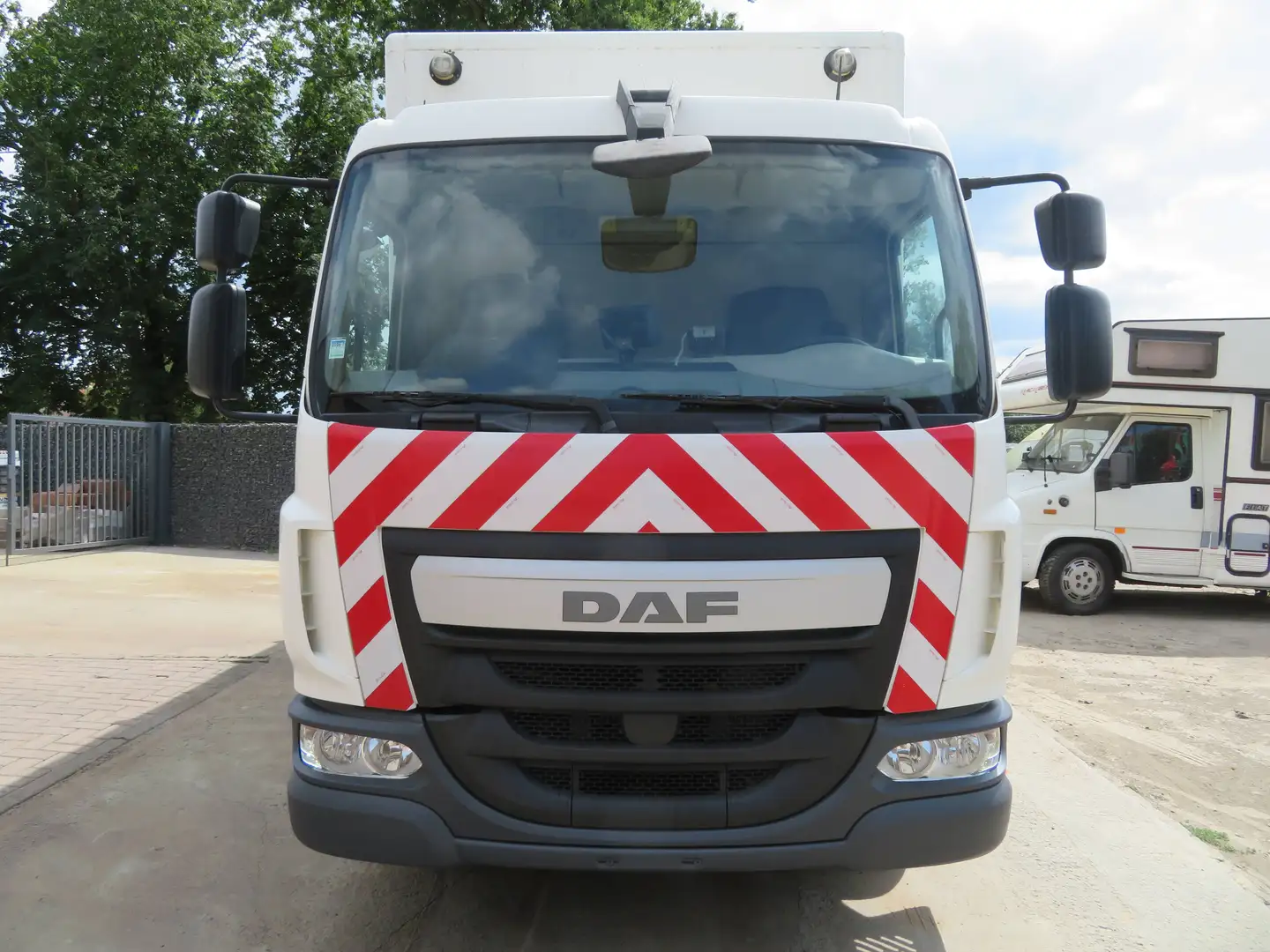 Trucks-Lkw DAF LF180FA - ingericht Schwarz - 2