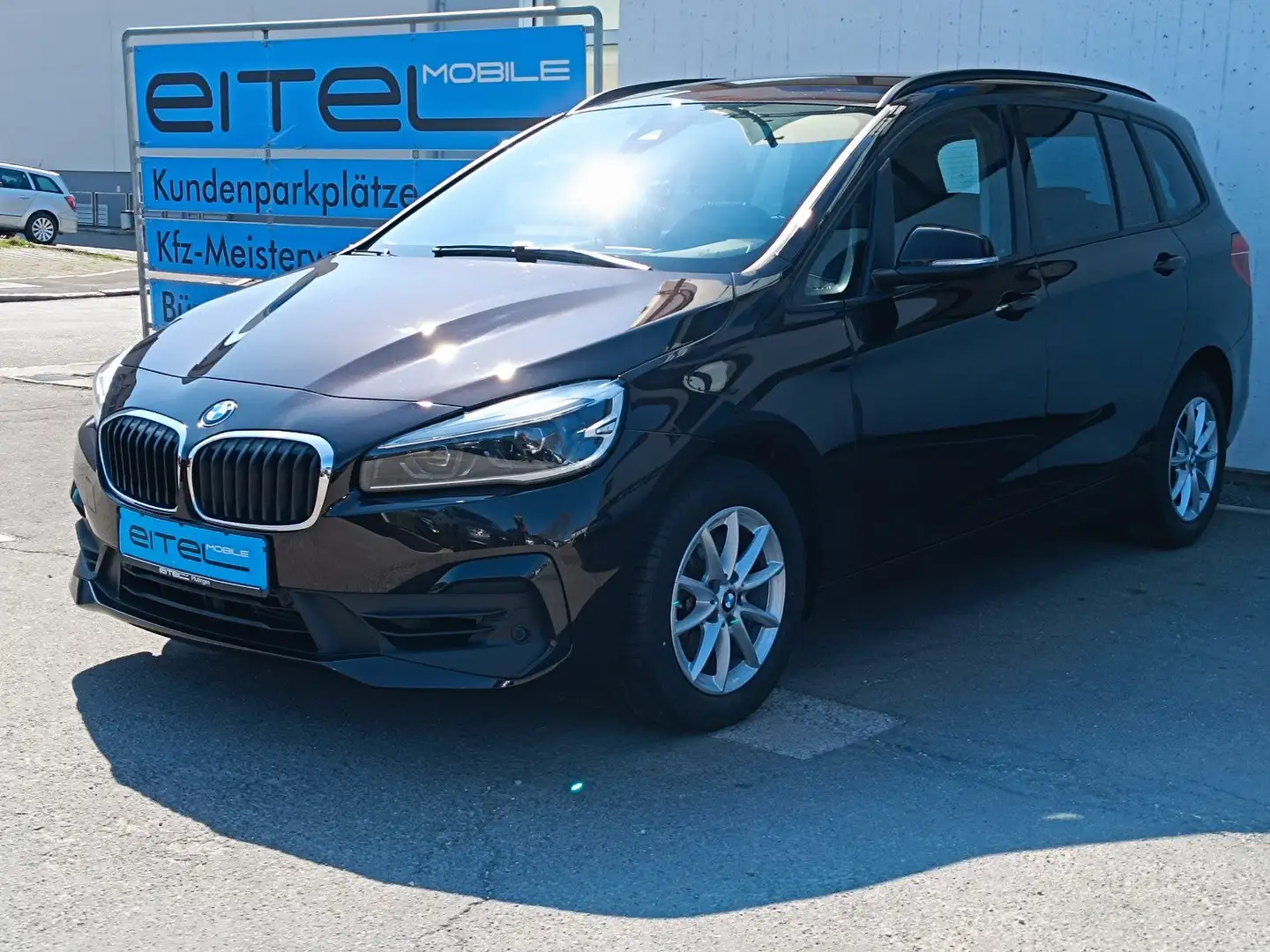 BMW 216 Advantage Navi LED 7 Sitzer Коричневий - 1