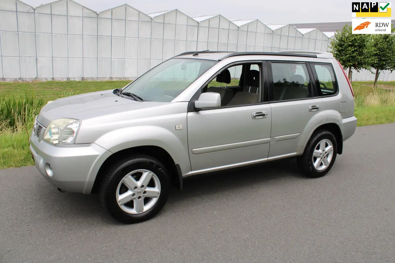 Nissan X-Trail 2.0 Comfort 4X4 met Airco Grijs - 1