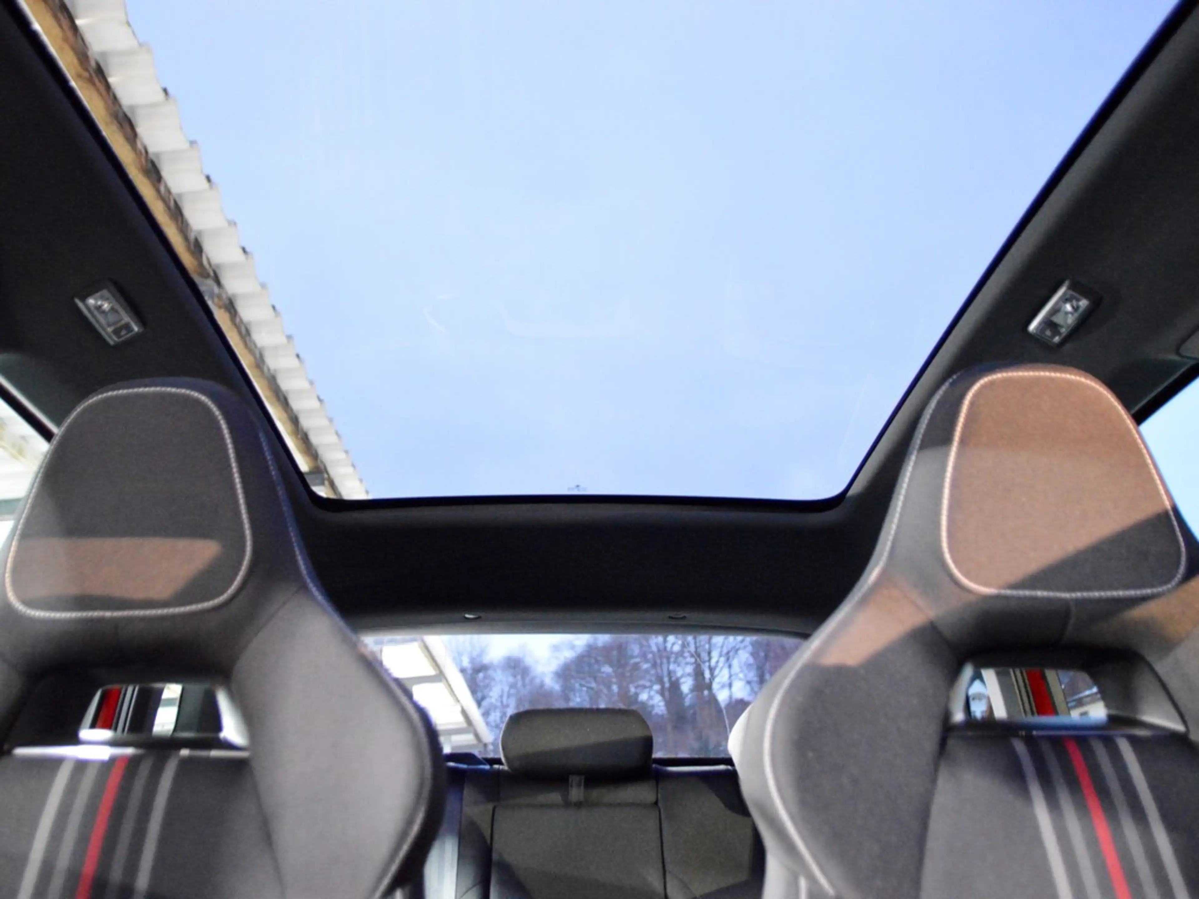 Skoda Kamiq 1.5 TSI DSG Monte Carlo PANO*MATRIX*APP-CONNECT... — photo 19